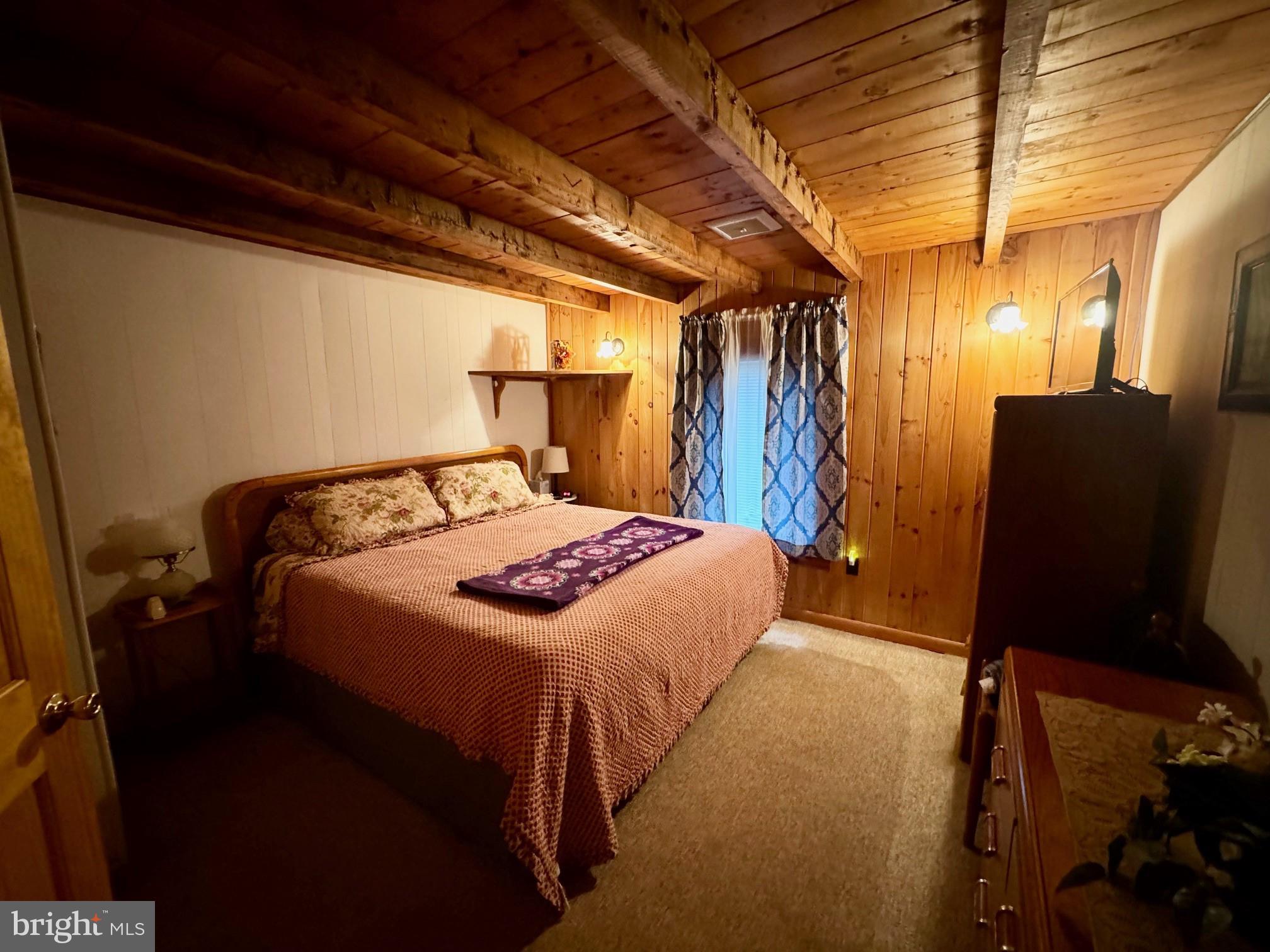 NO SUBDIVISION - Residential