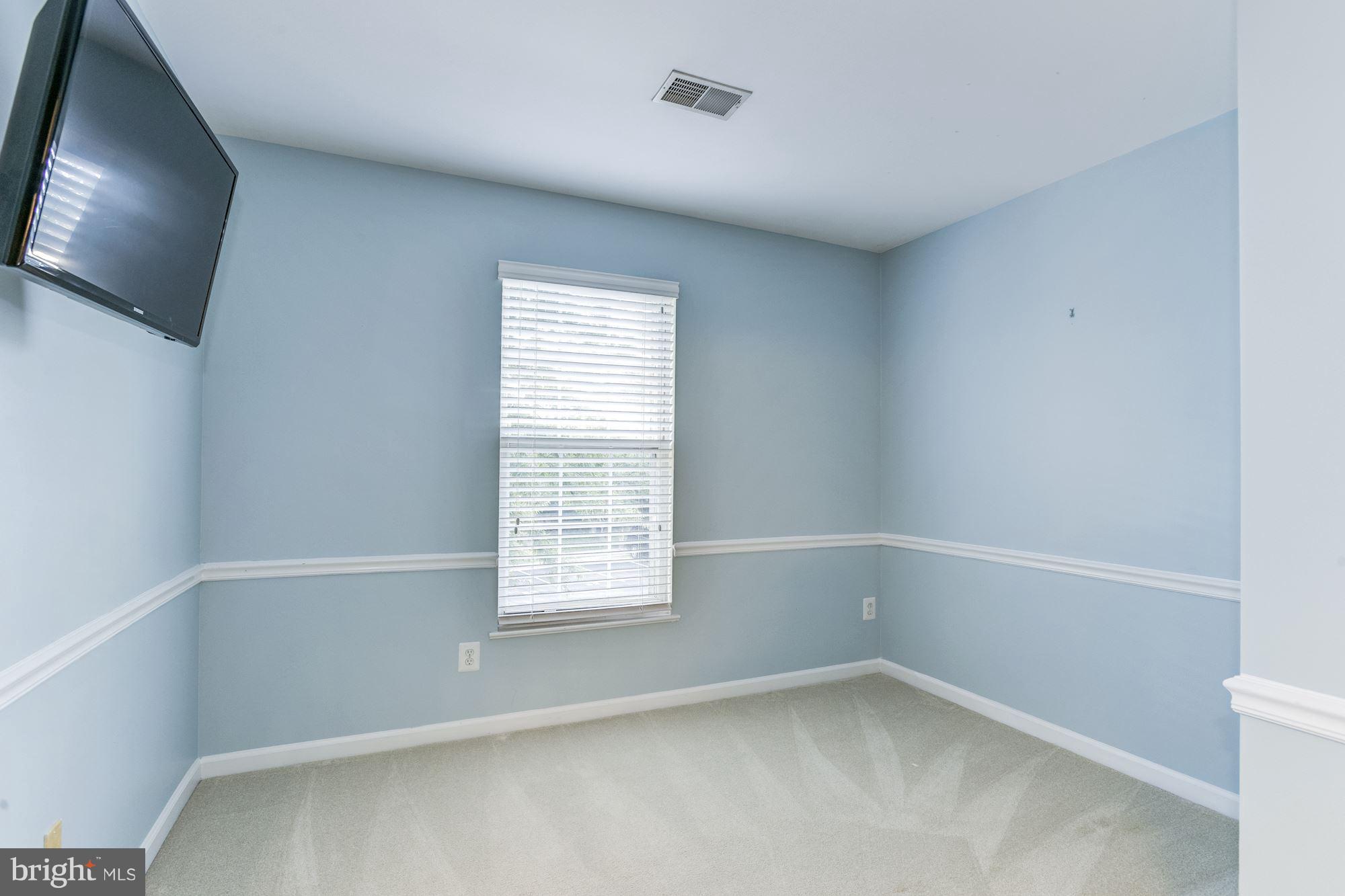 COMPTON VILLAGE - Residential