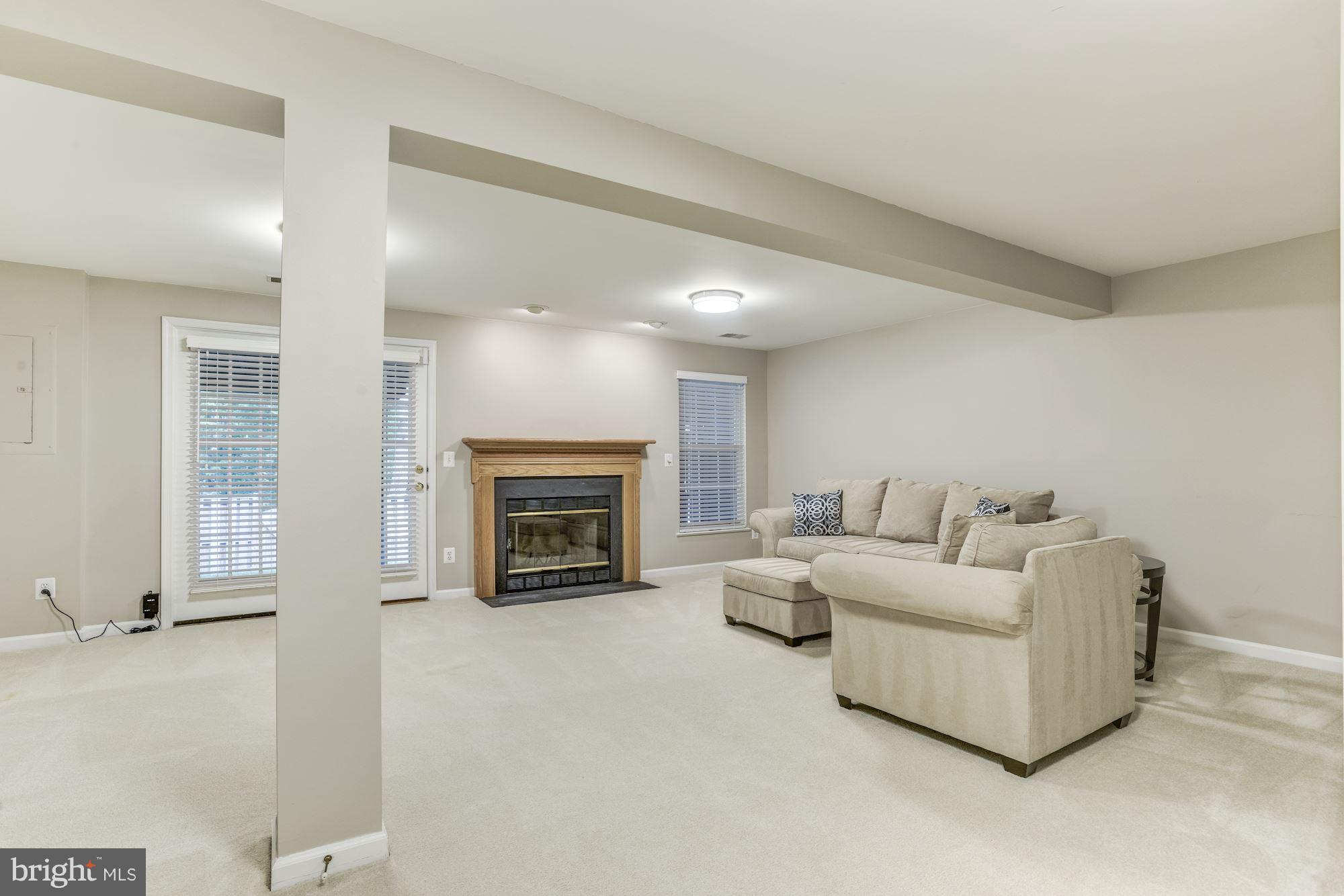 COMPTON VILLAGE - Residential