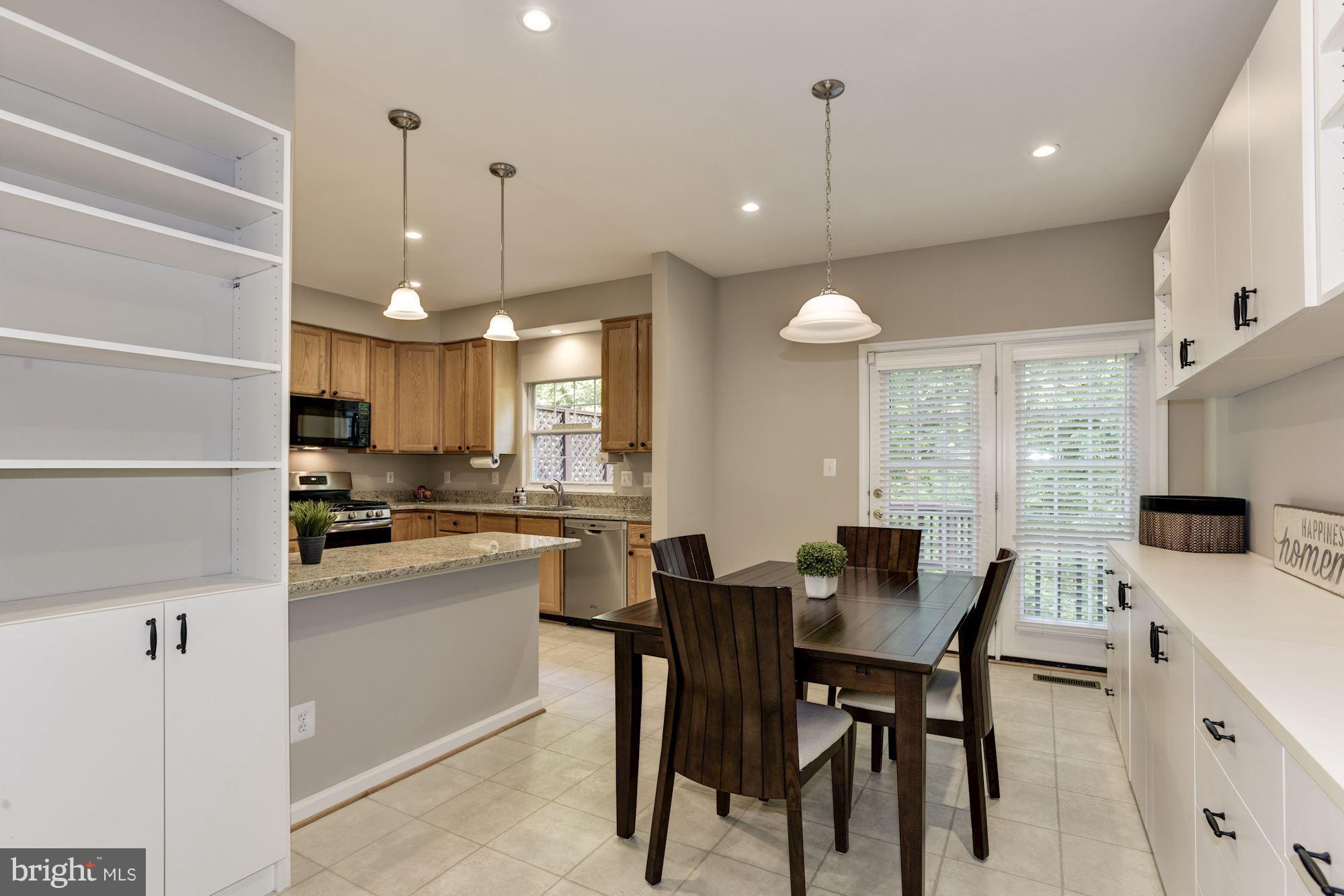 COMPTON VILLAGE - Residential