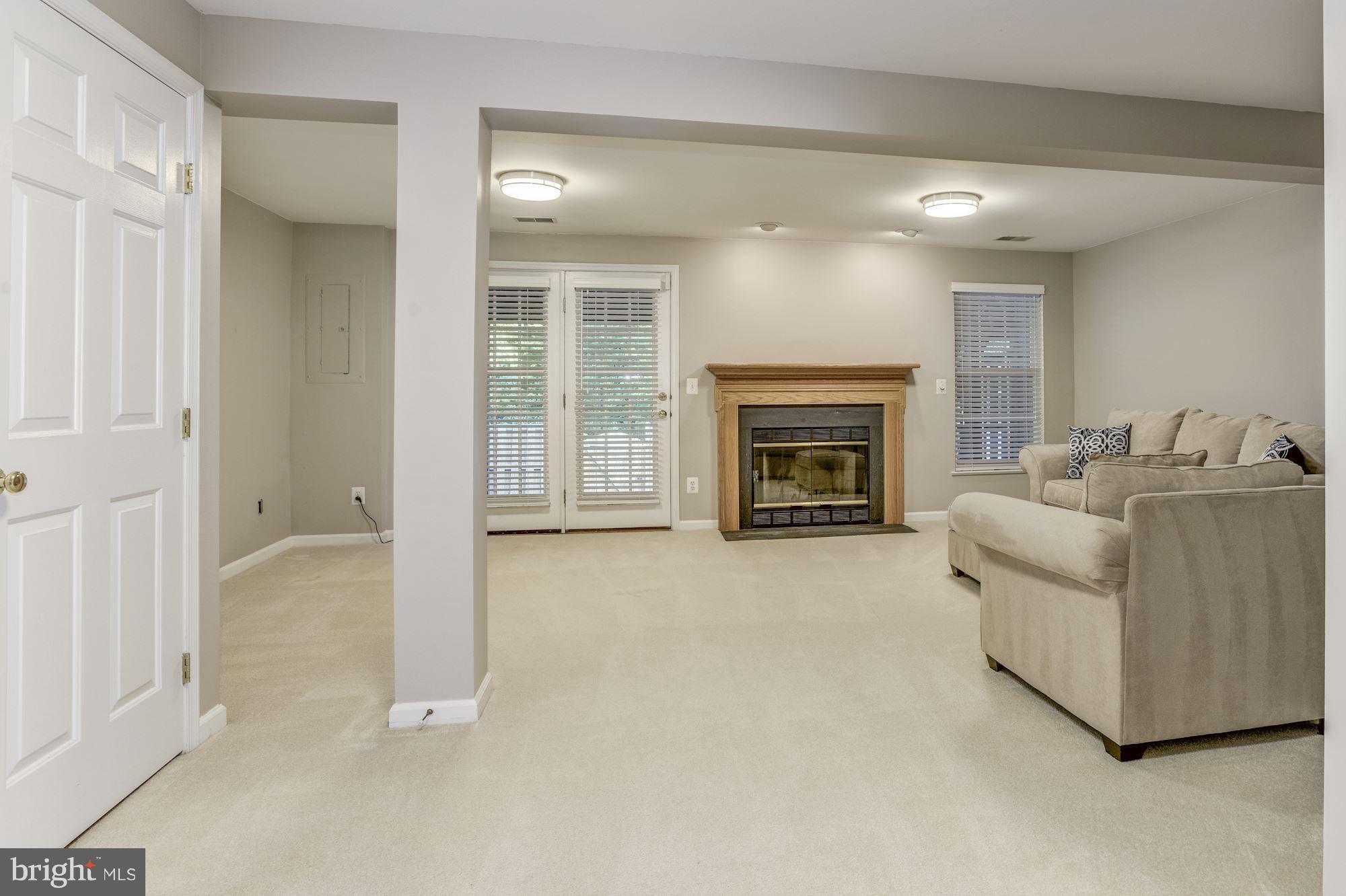 COMPTON VILLAGE - Residential