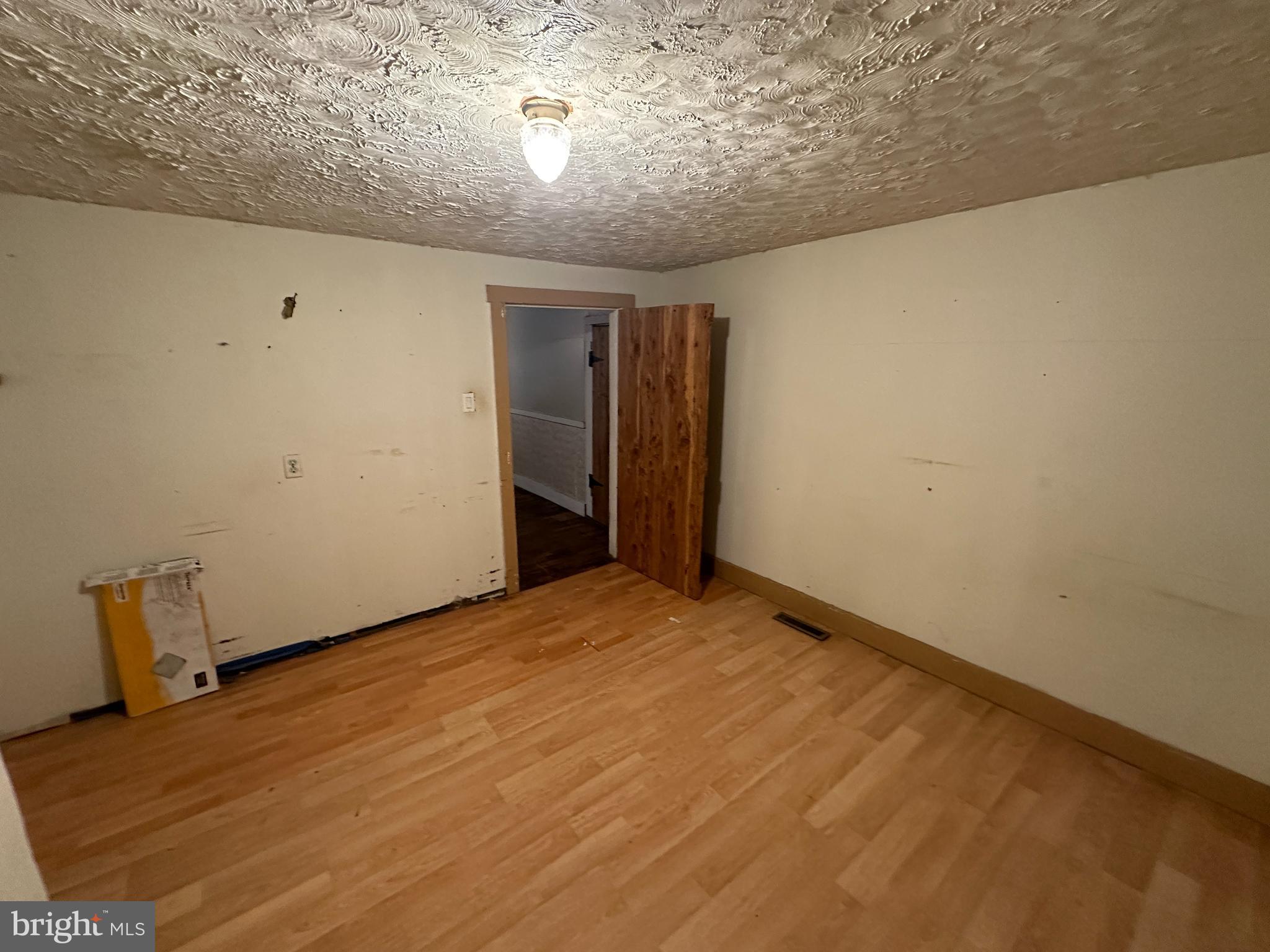 KEEDYSVILLE - Residential