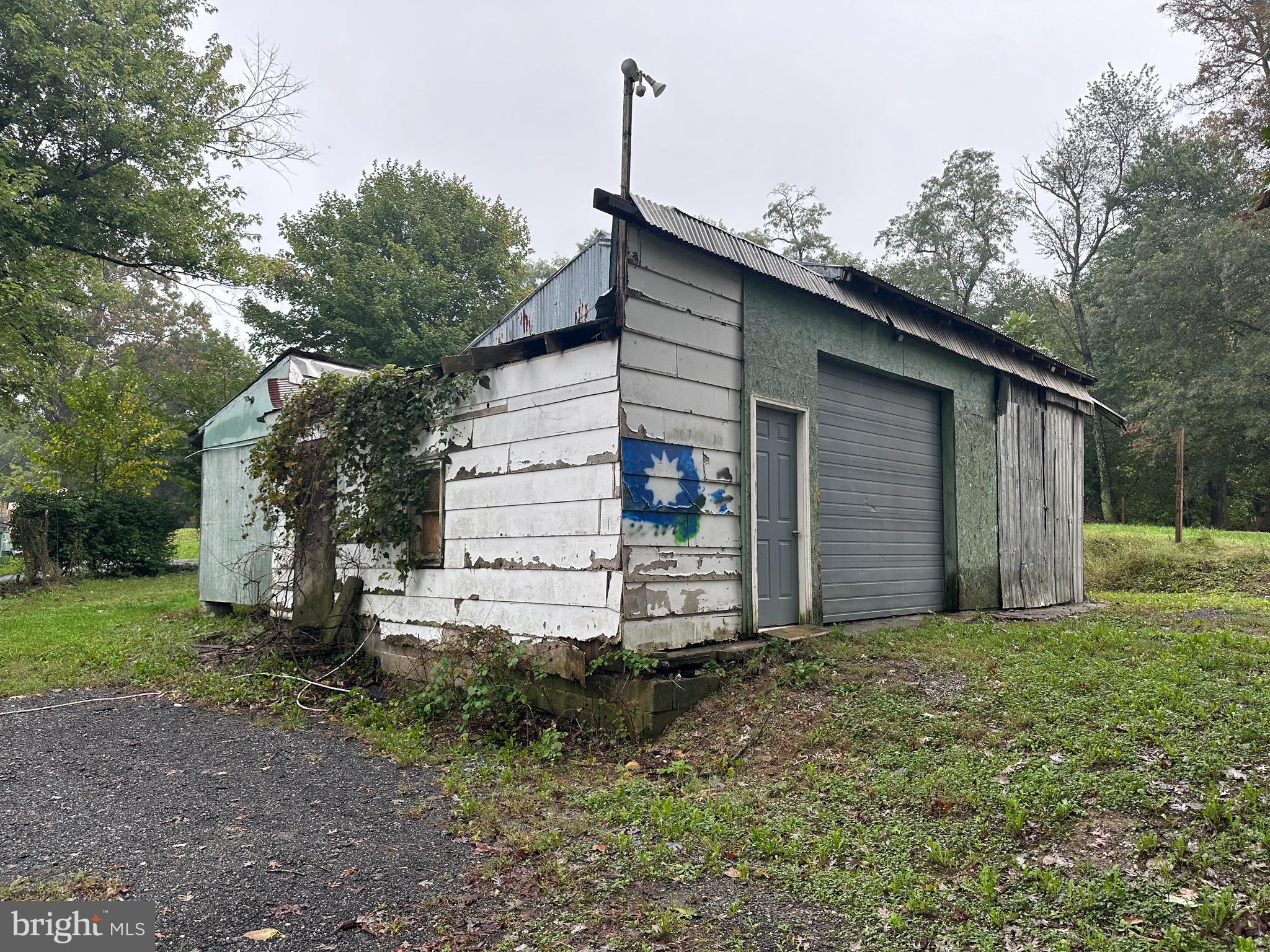 KEEDYSVILLE - Residential