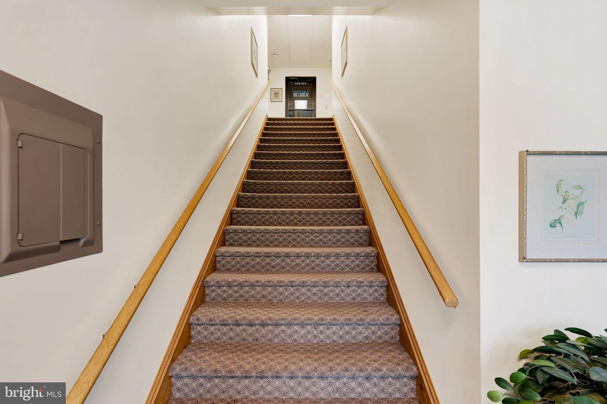 846 WALKER ROAD 32-2