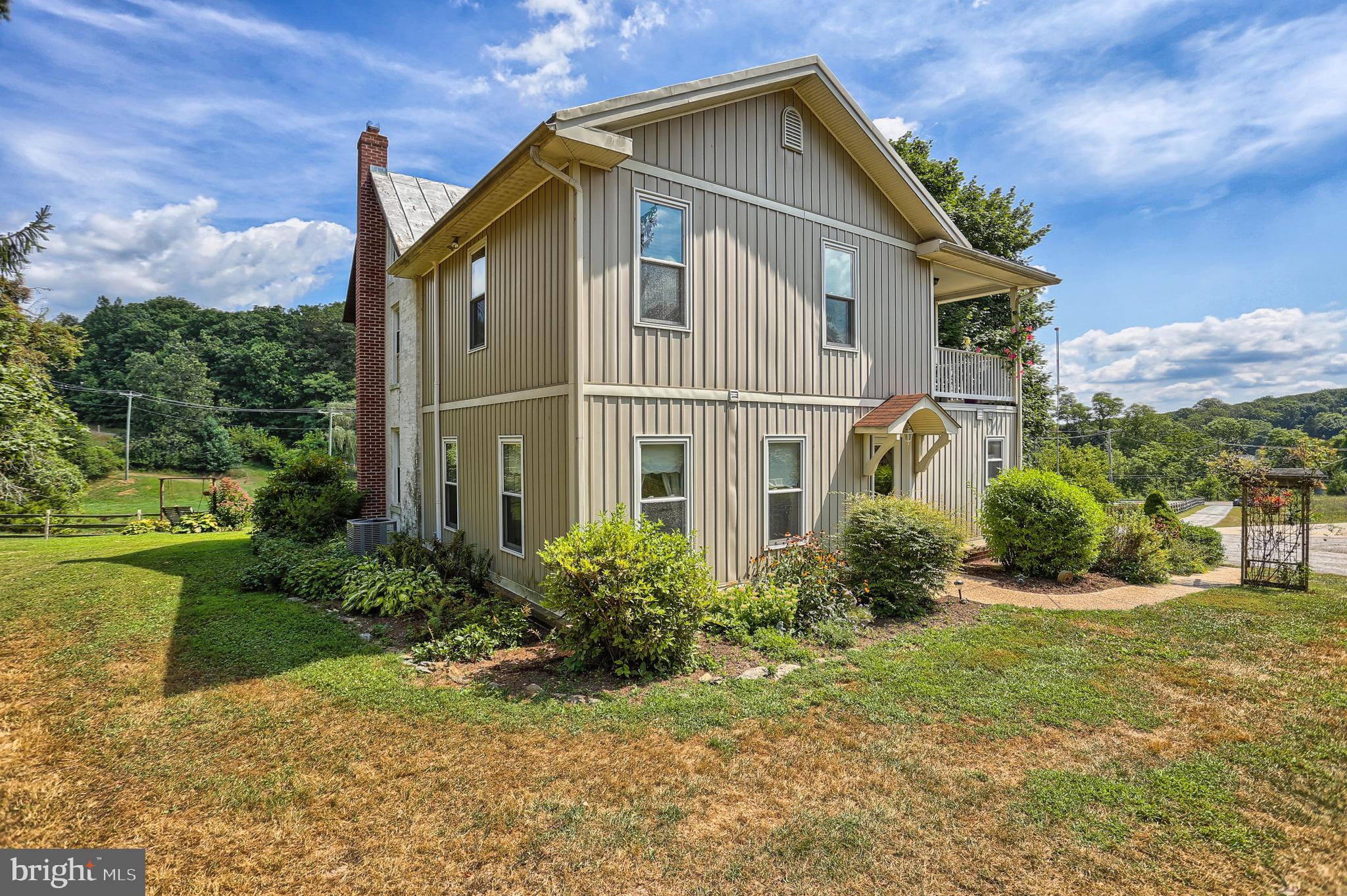 HAMPSTEAD - Residential