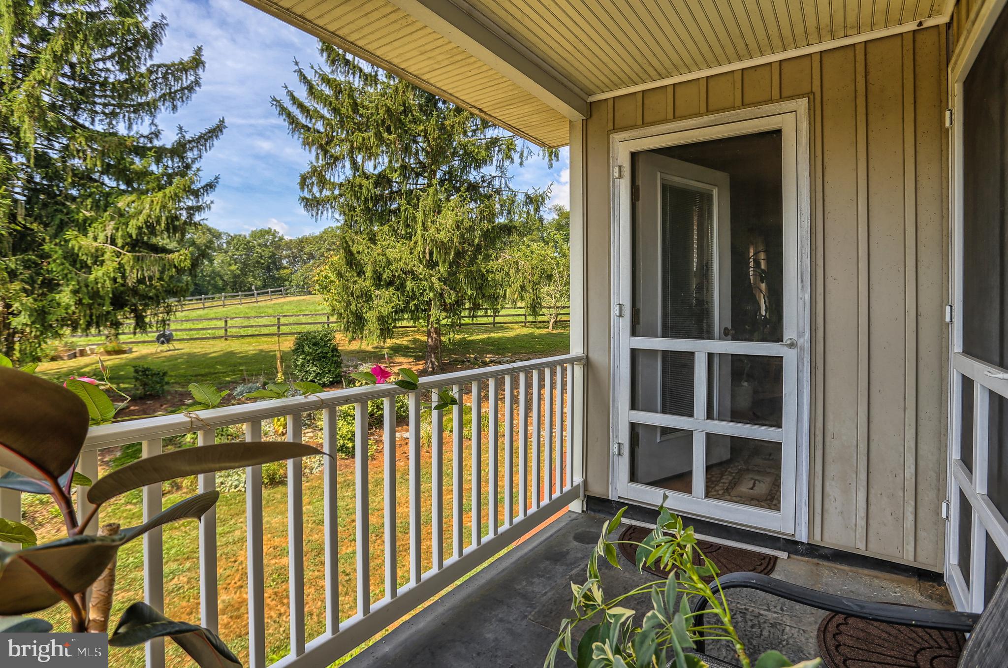 HAMPSTEAD - Residential