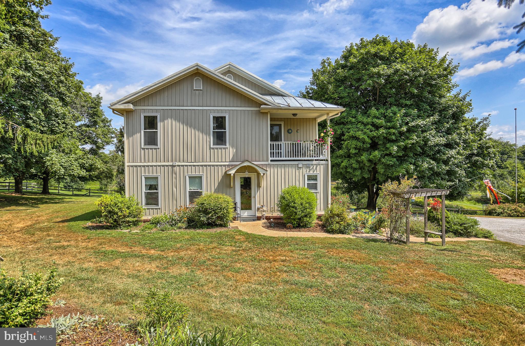 HAMPSTEAD - Residential