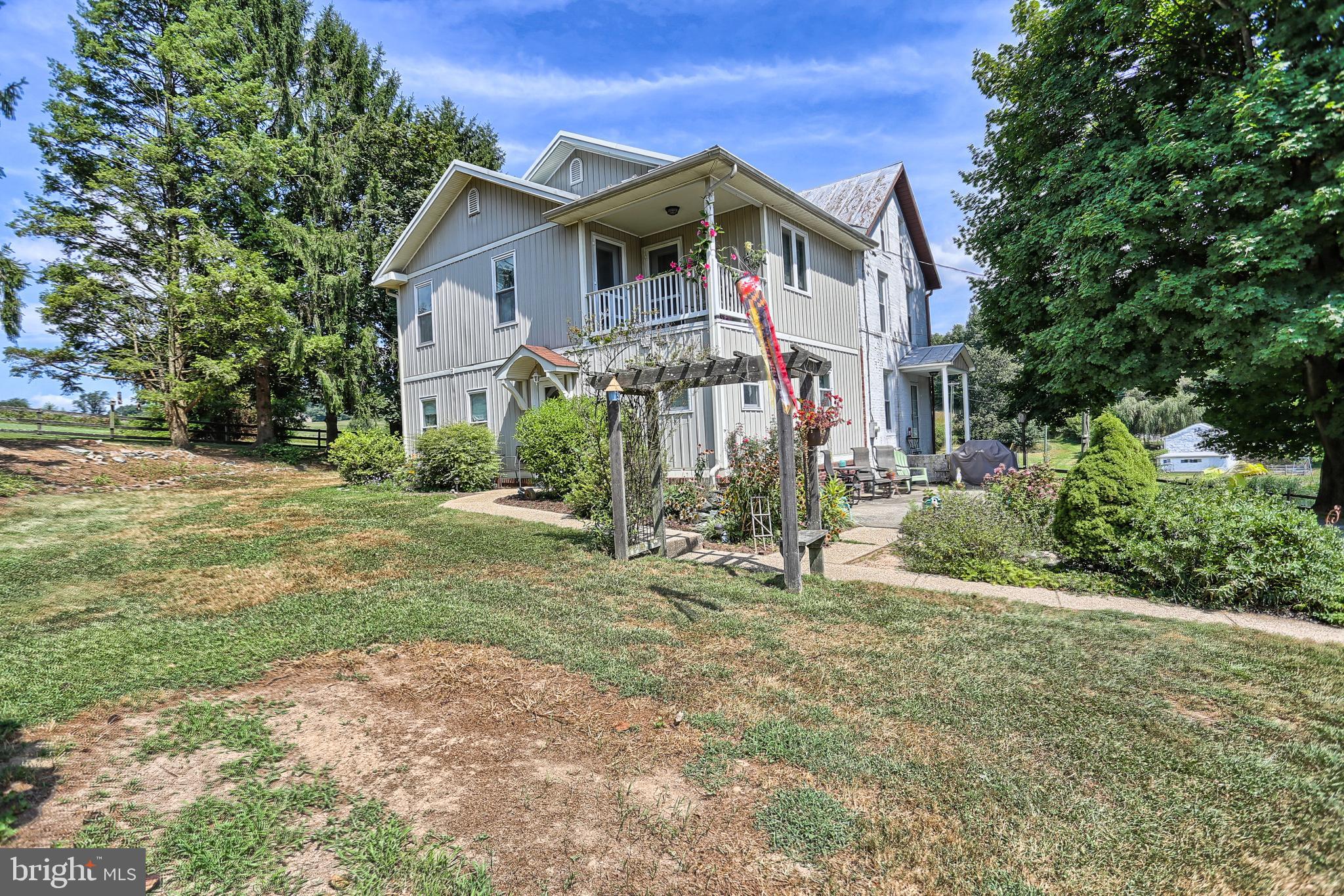 HAMPSTEAD - Residential