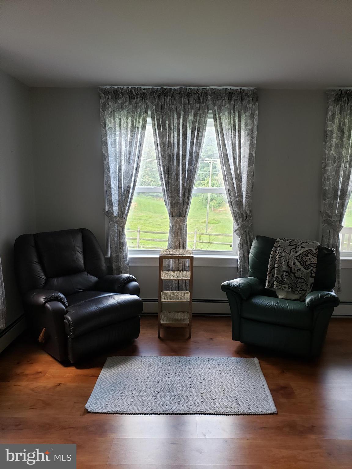 HAMPSTEAD - Residential