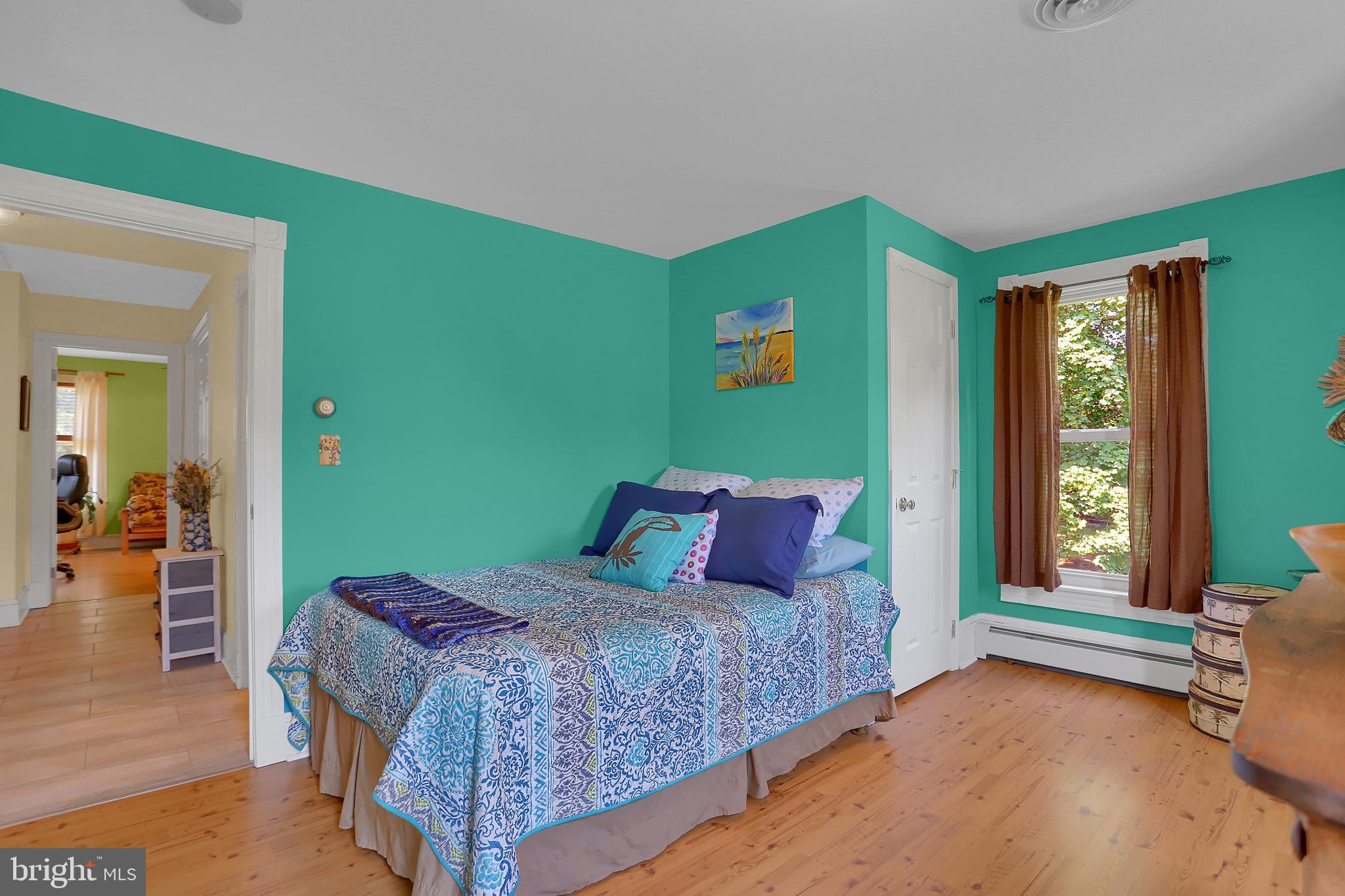 HAMPSTEAD - Residential