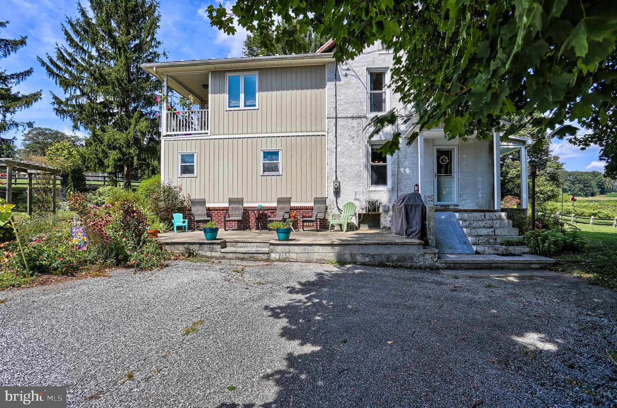 HAMPSTEAD - Residential