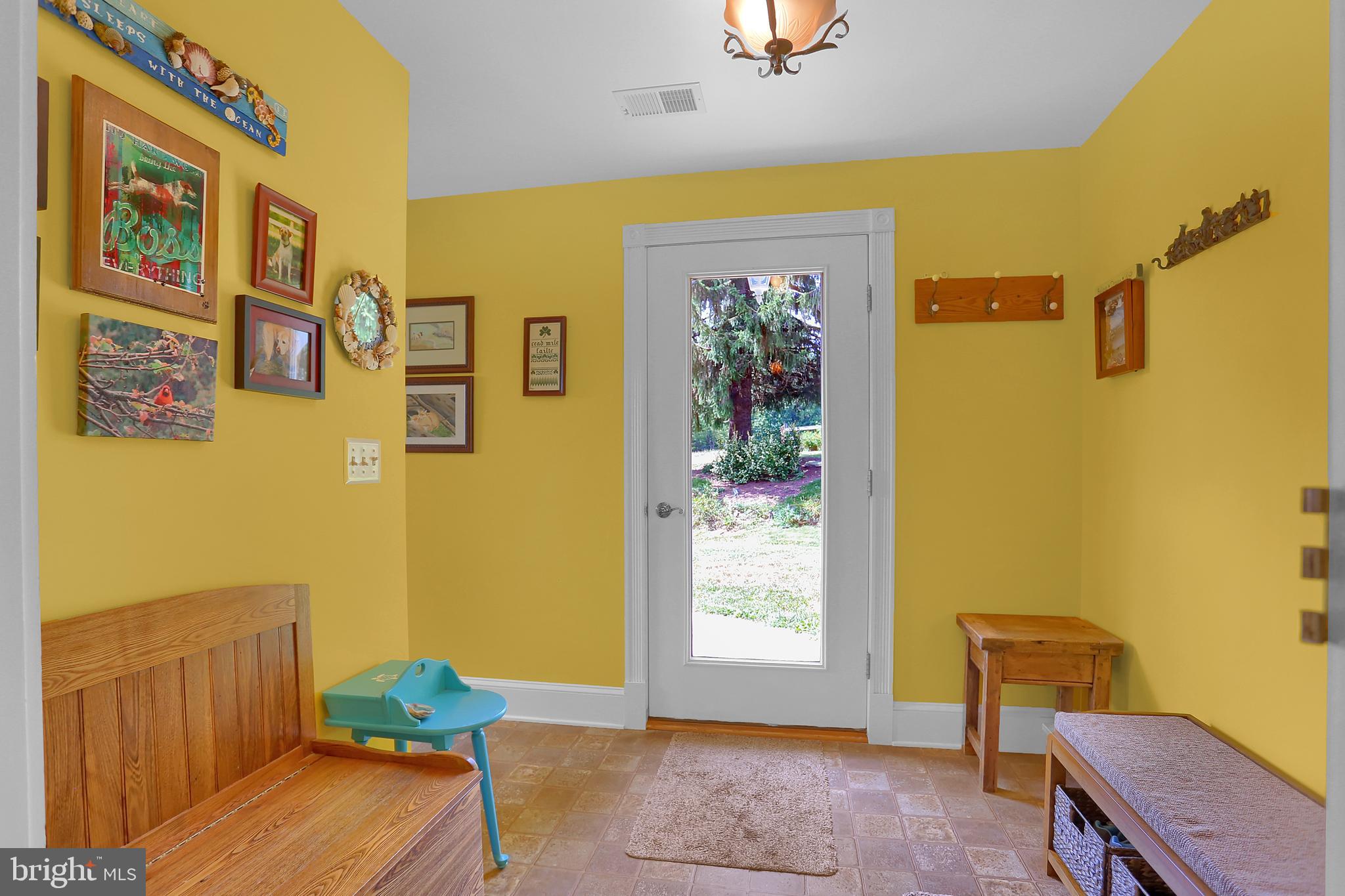 HAMPSTEAD - Residential