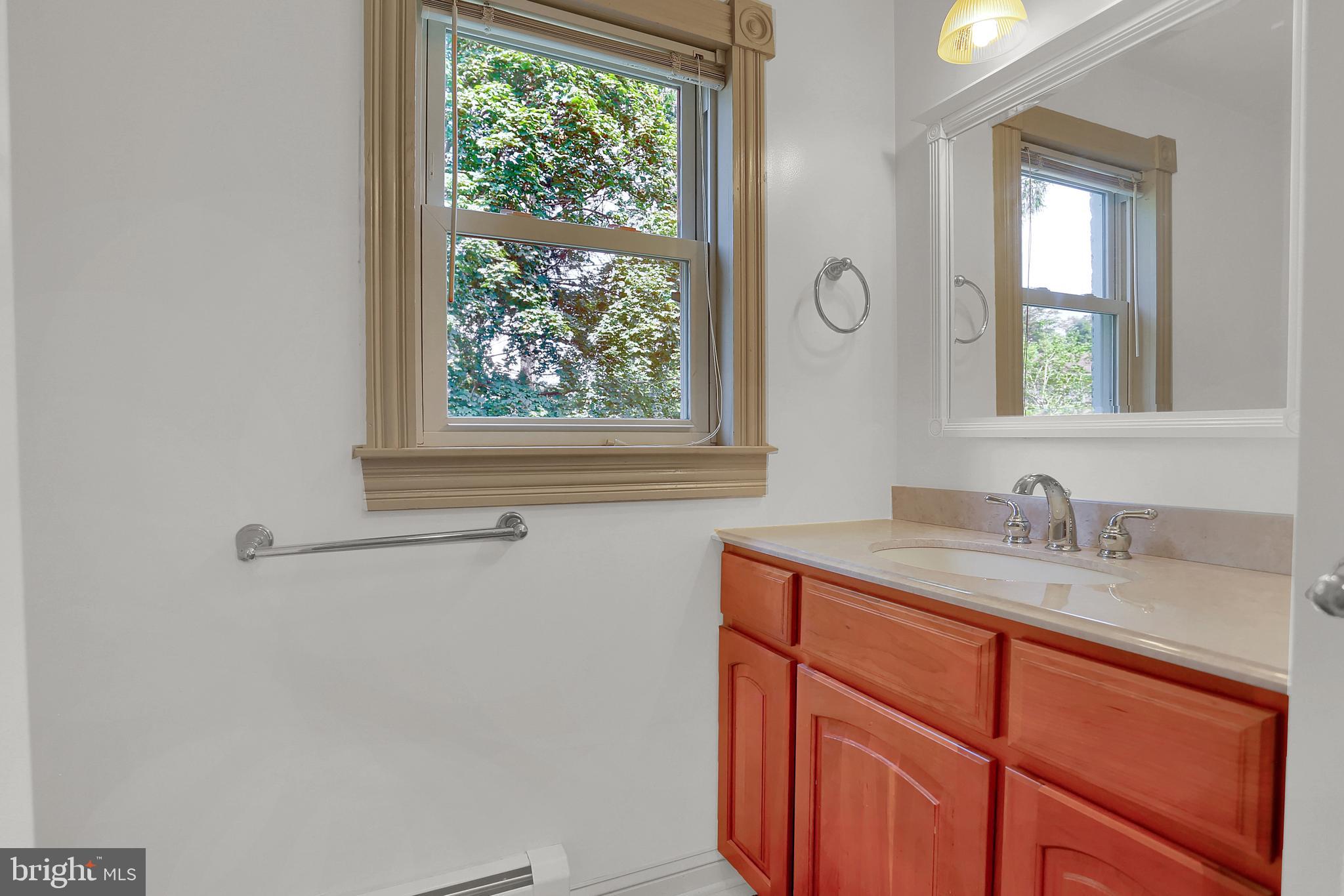 HAMPSTEAD - Residential