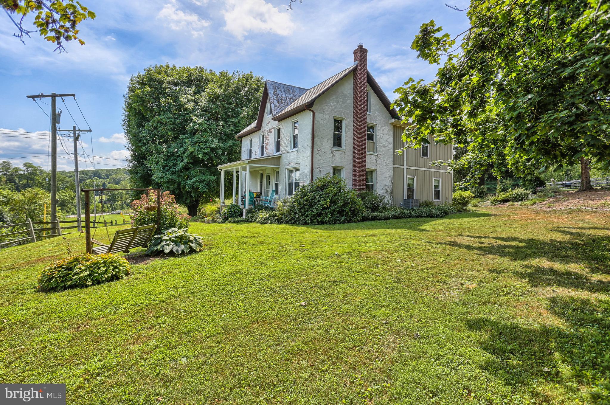 HAMPSTEAD - Residential