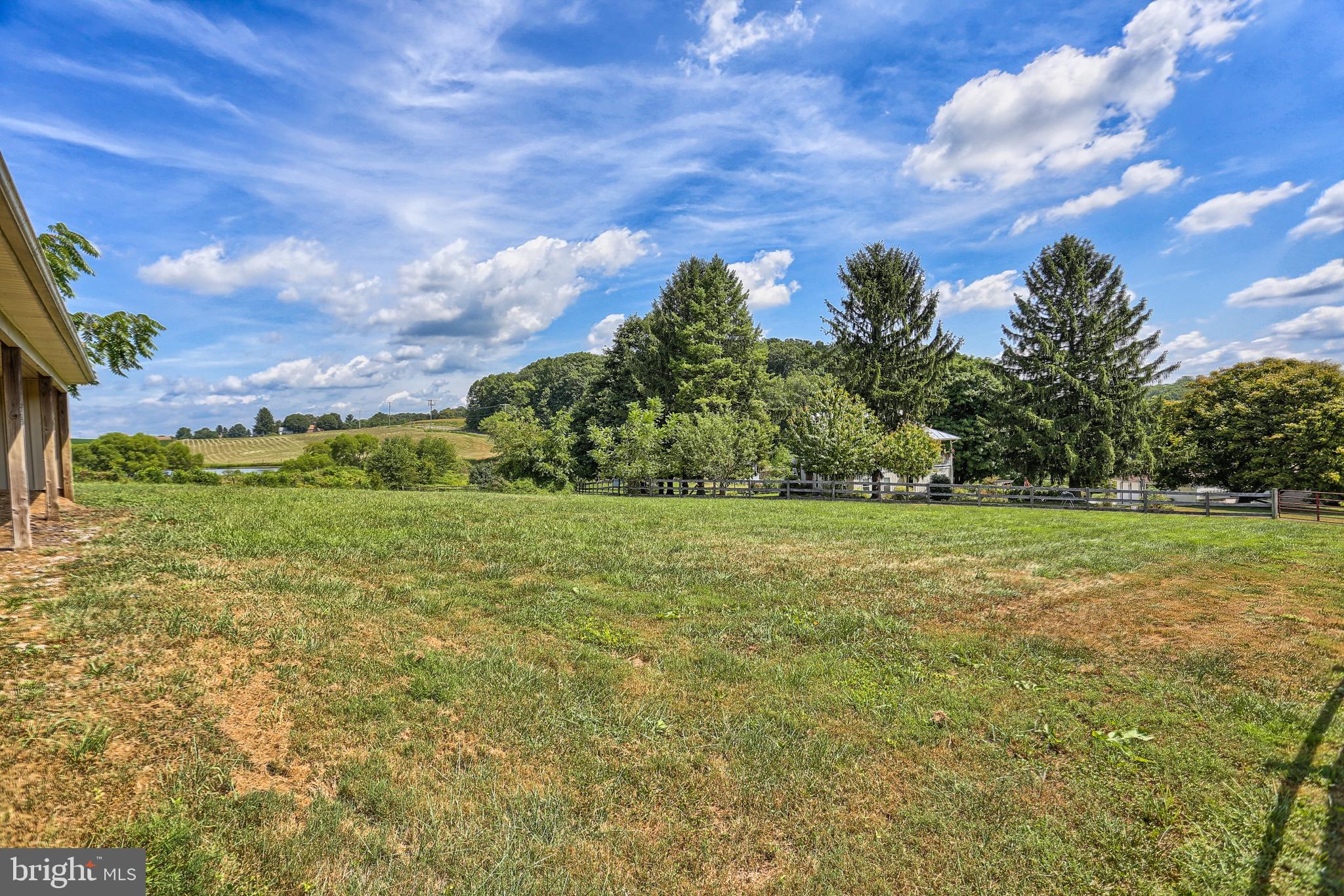 HAMPSTEAD - Residential