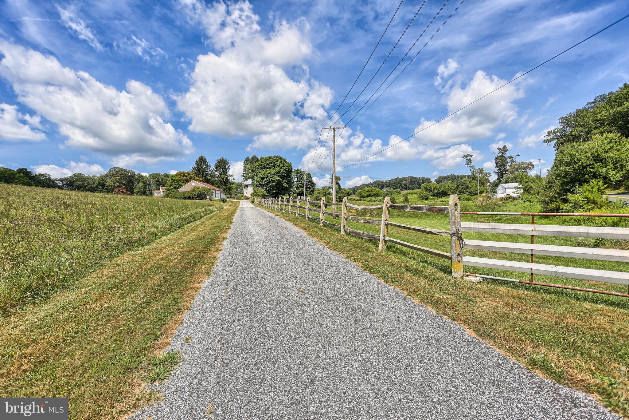 HAMPSTEAD - Residential