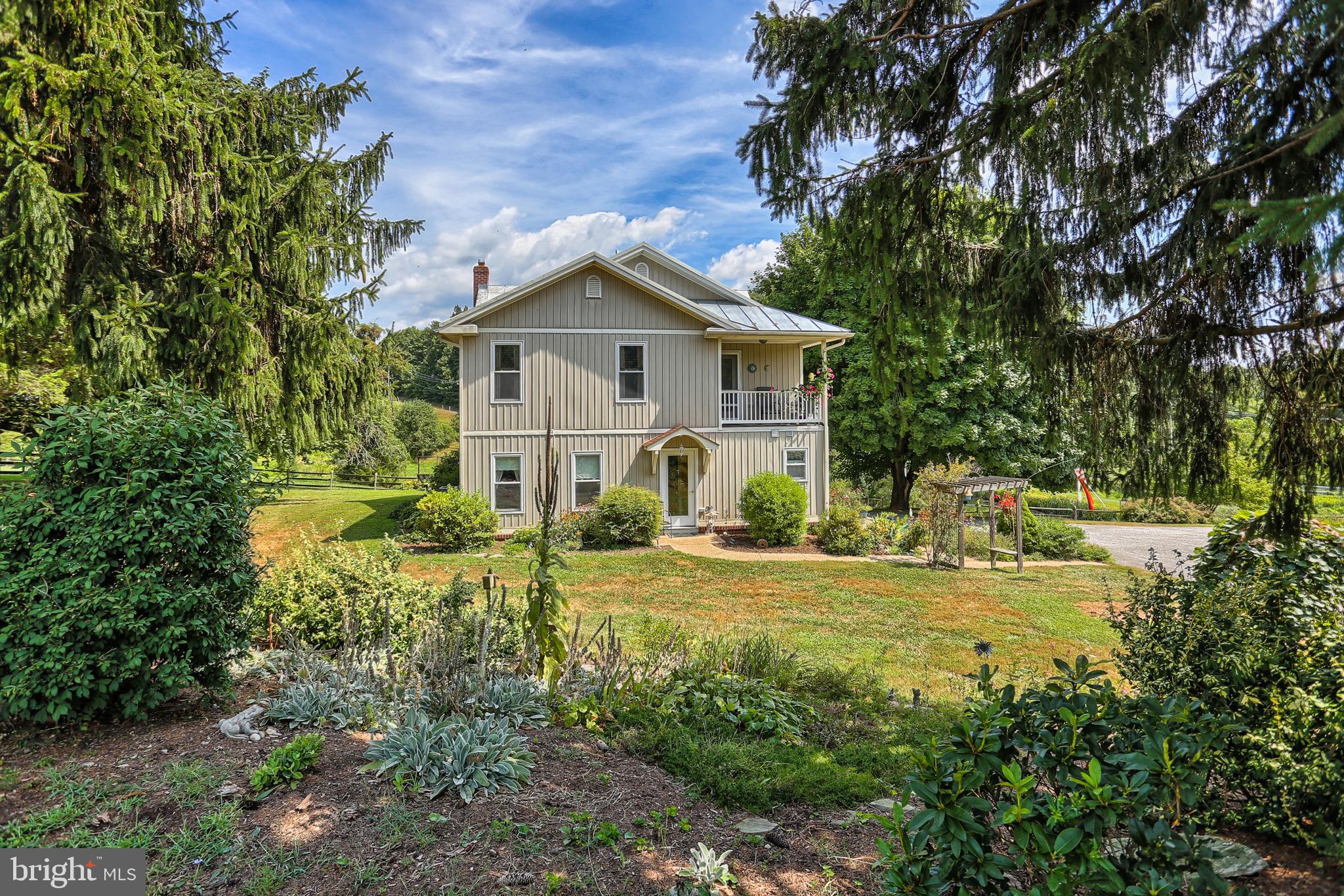 HAMPSTEAD - Residential