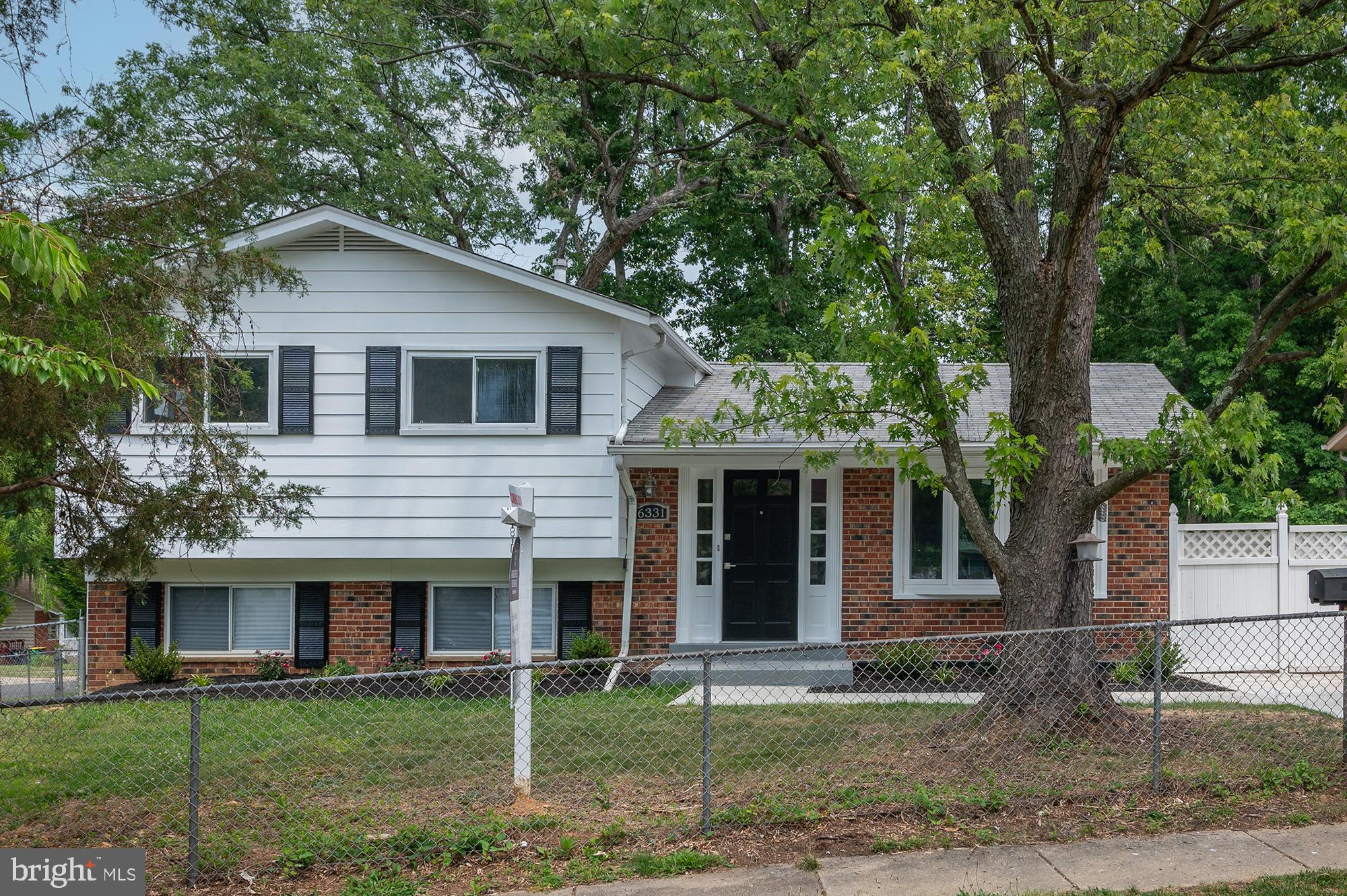 HICKORY HILL - Residential