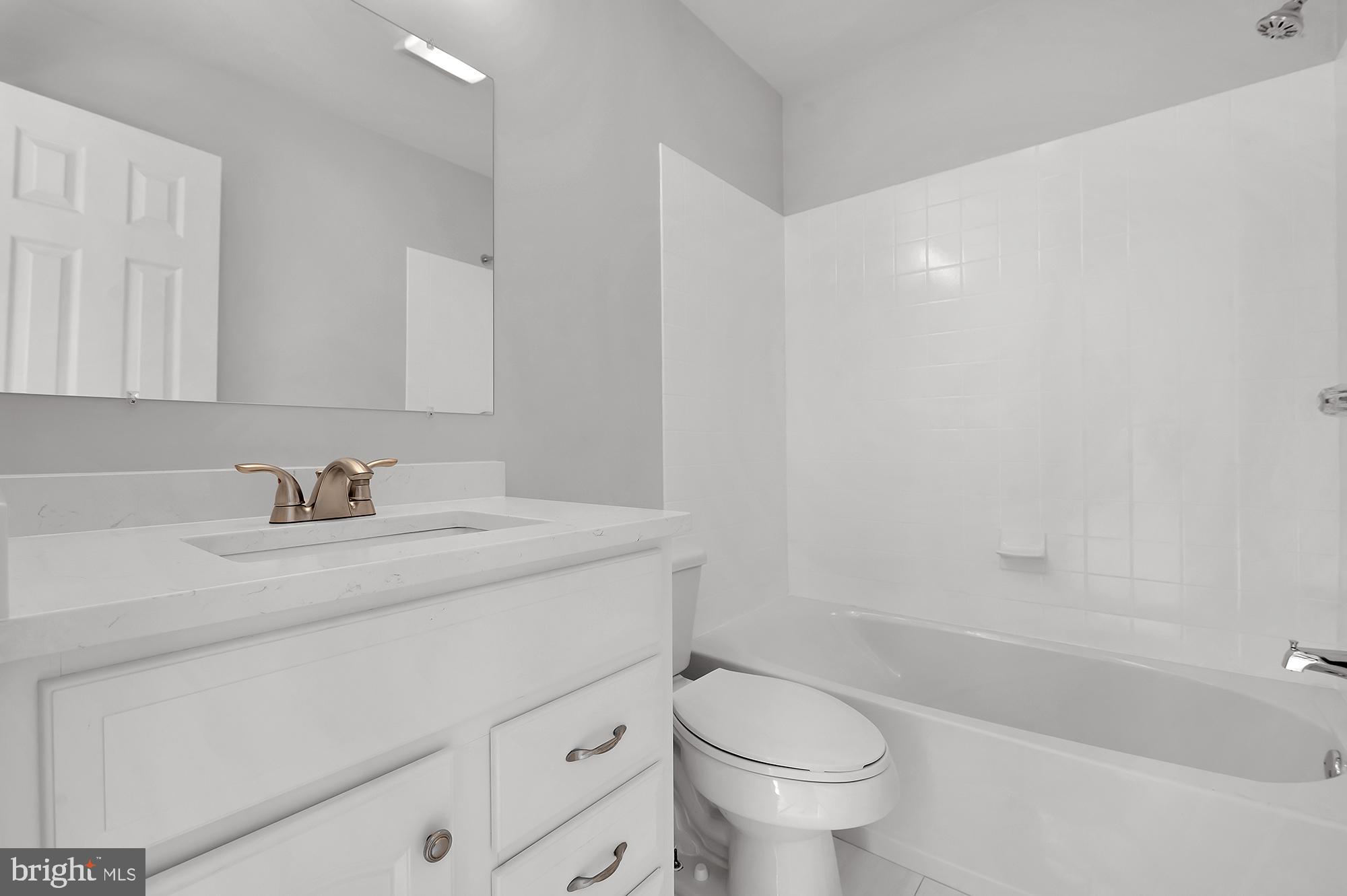 HICKORY HILL - Residential