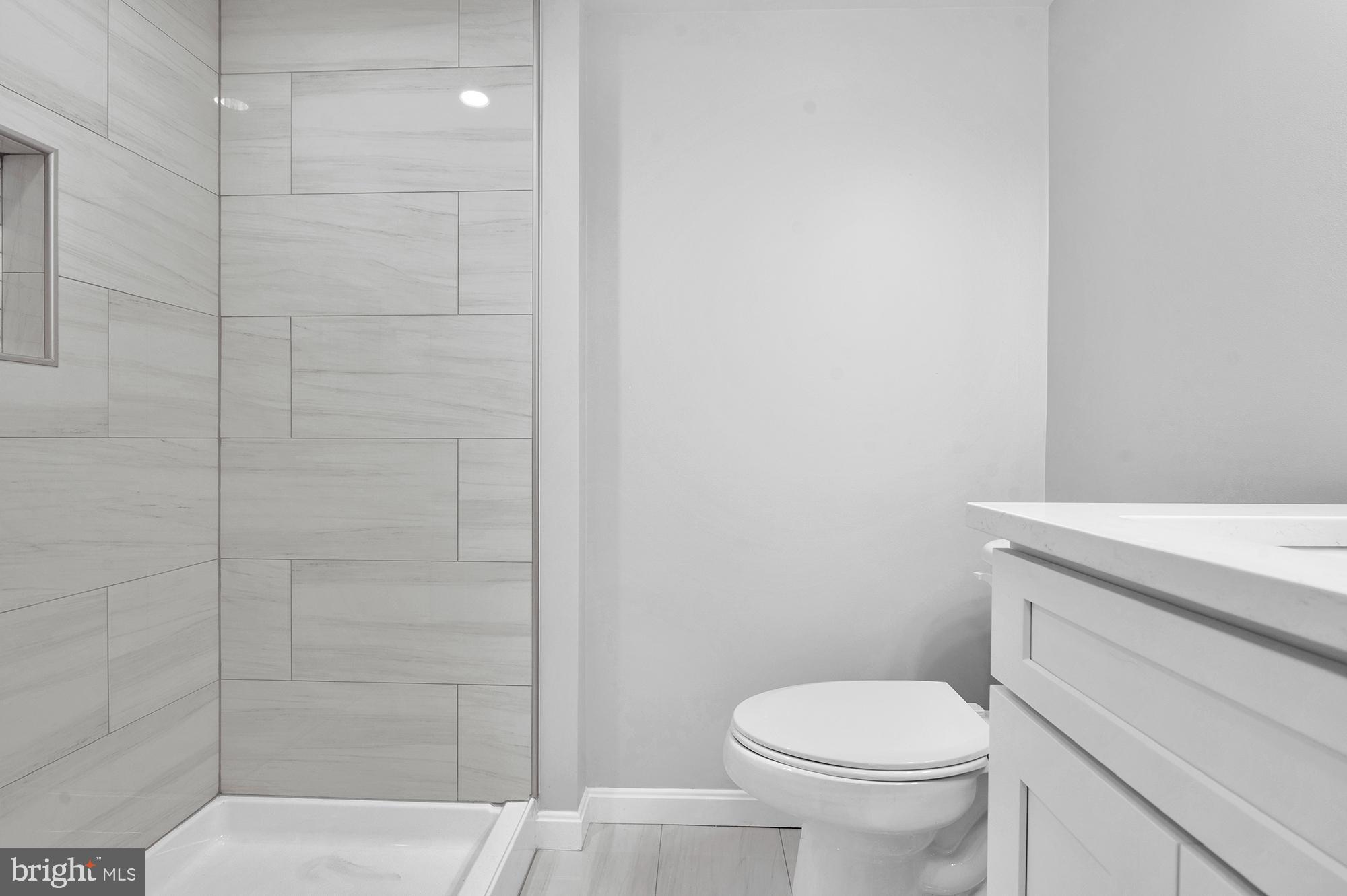 HICKORY HILL - Residential