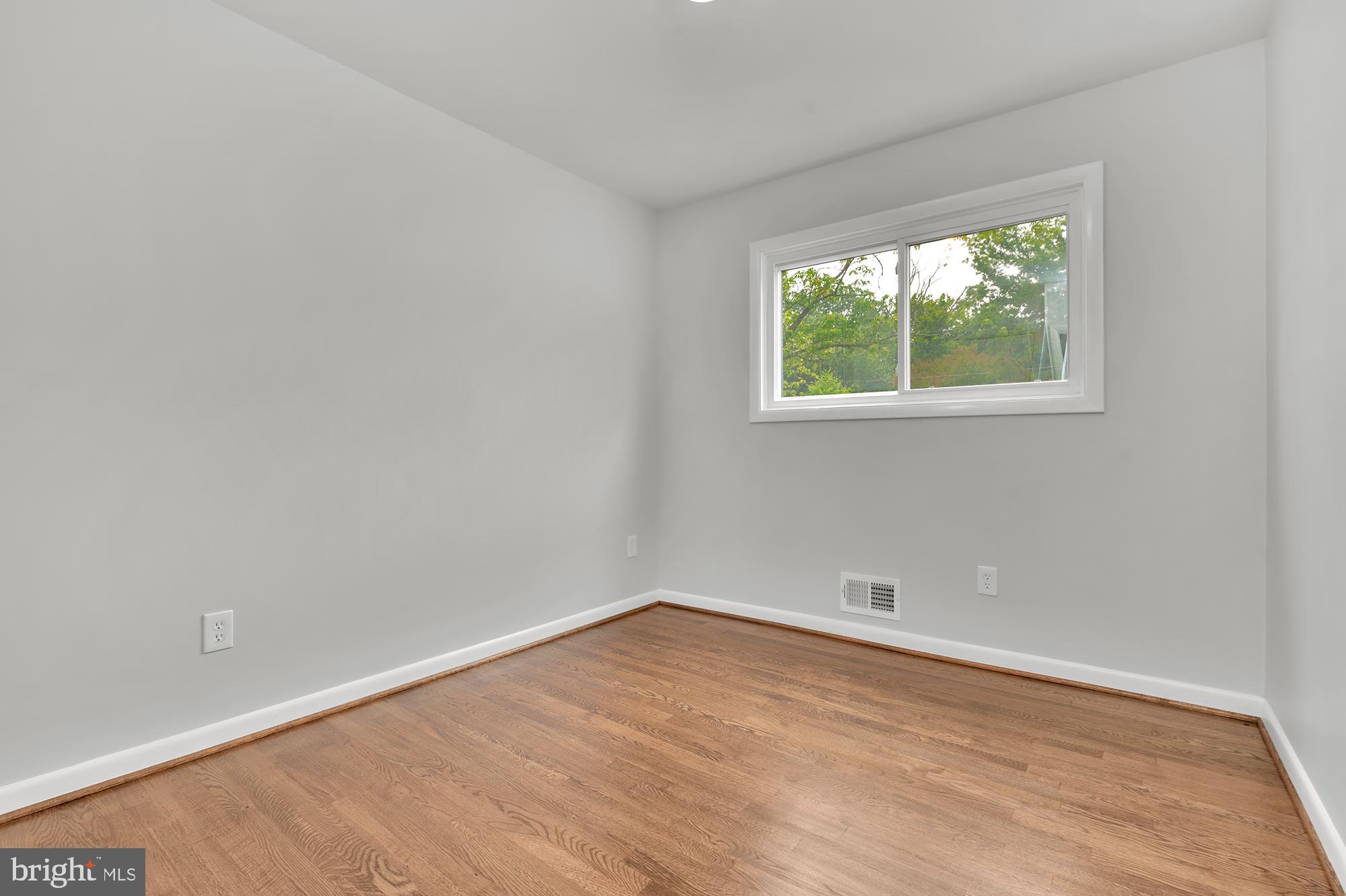 HICKORY HILL - Residential