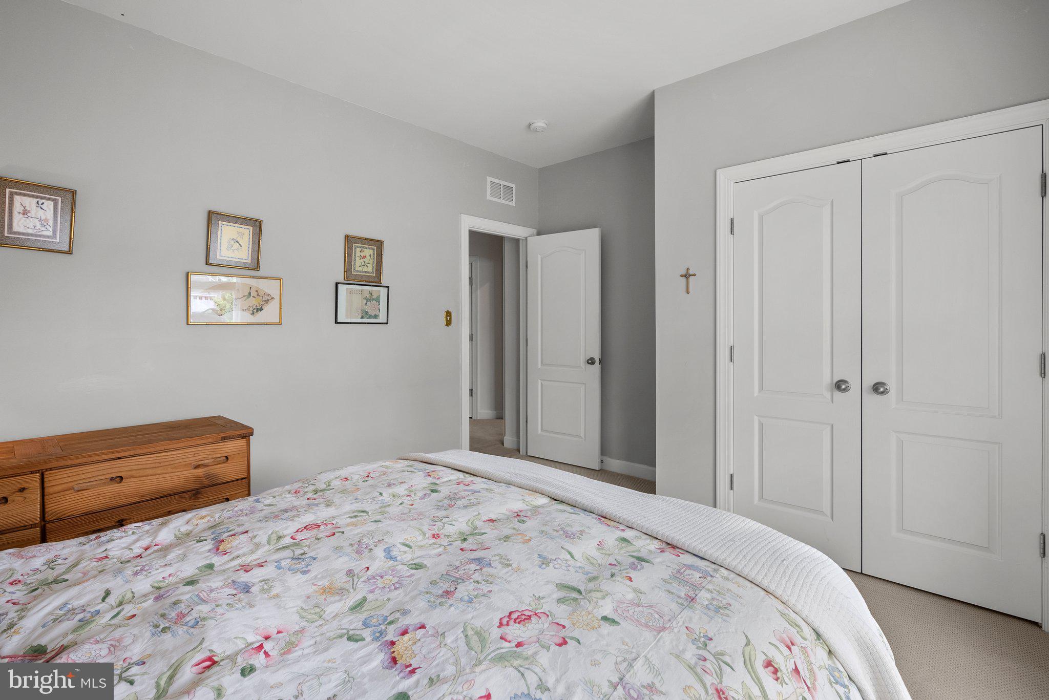 VILLAGE OF STEPHENS WOODS - Residential