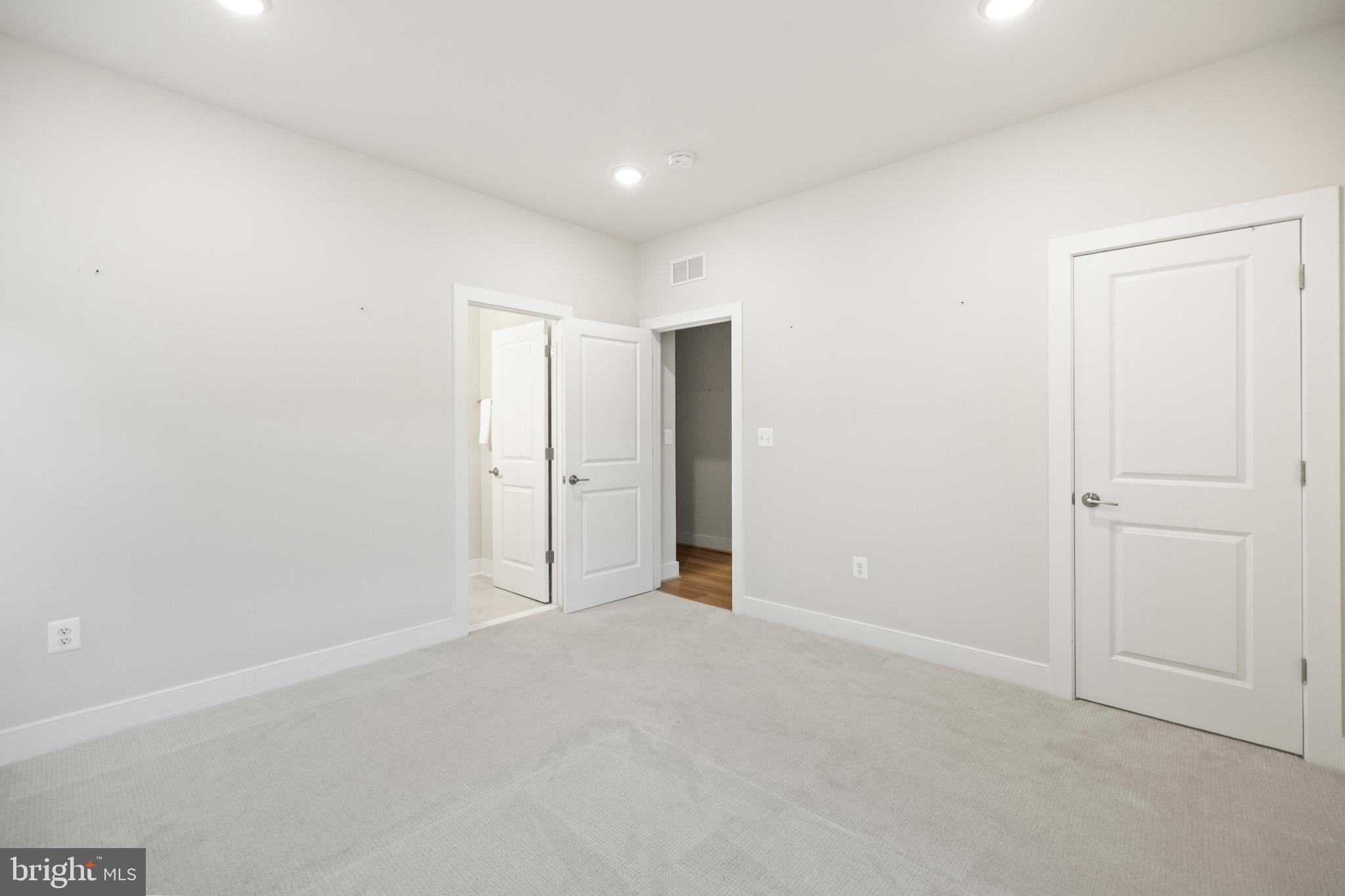 MASON PARK - Residential