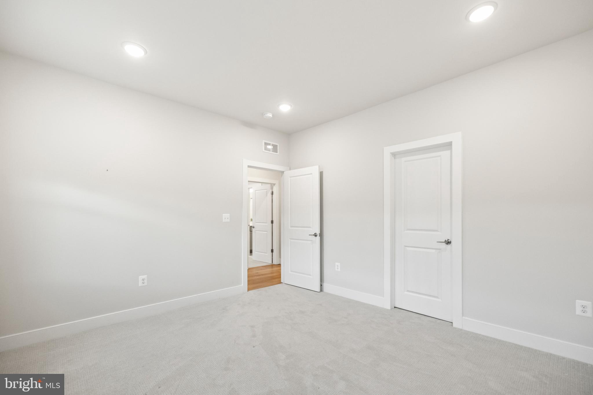 MASON PARK - Residential