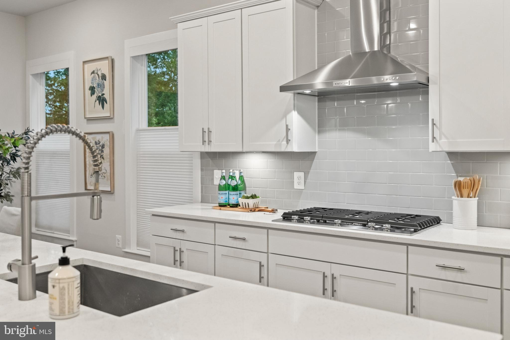 MASON PARK - Residential