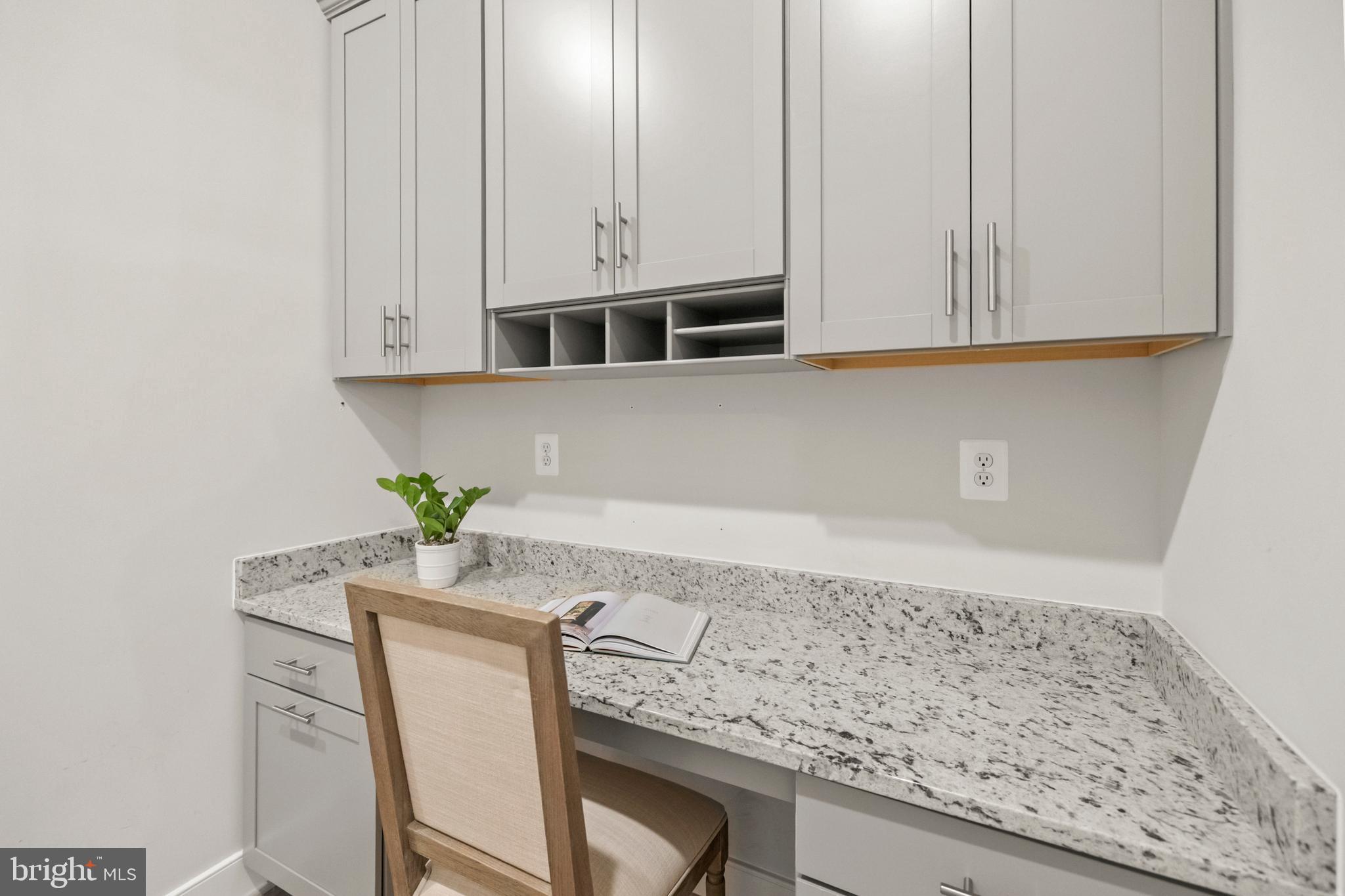 MASON PARK - Residential