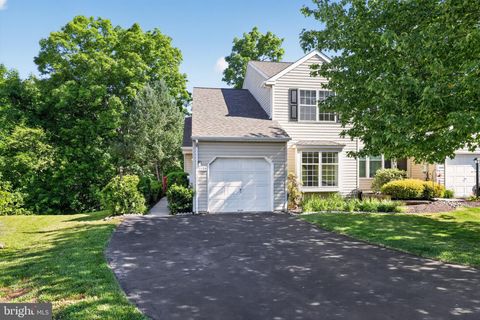 Photo of 1150 Oxford Circle, LANSDALE, PA 19446 (MLS # PAMC2180530)
