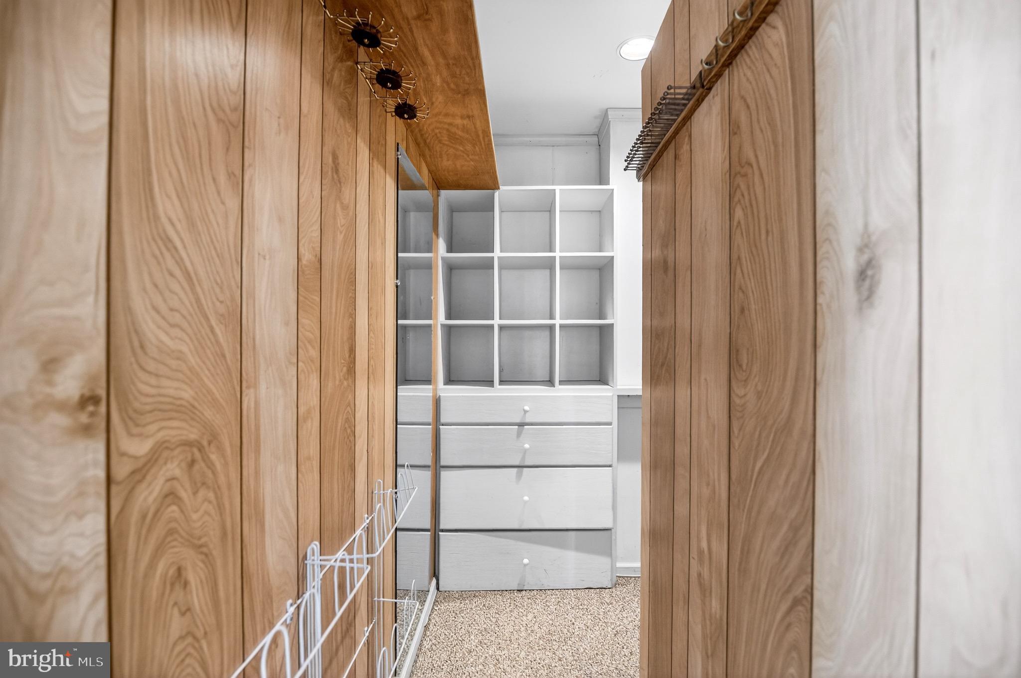 FOX RUN - Residential