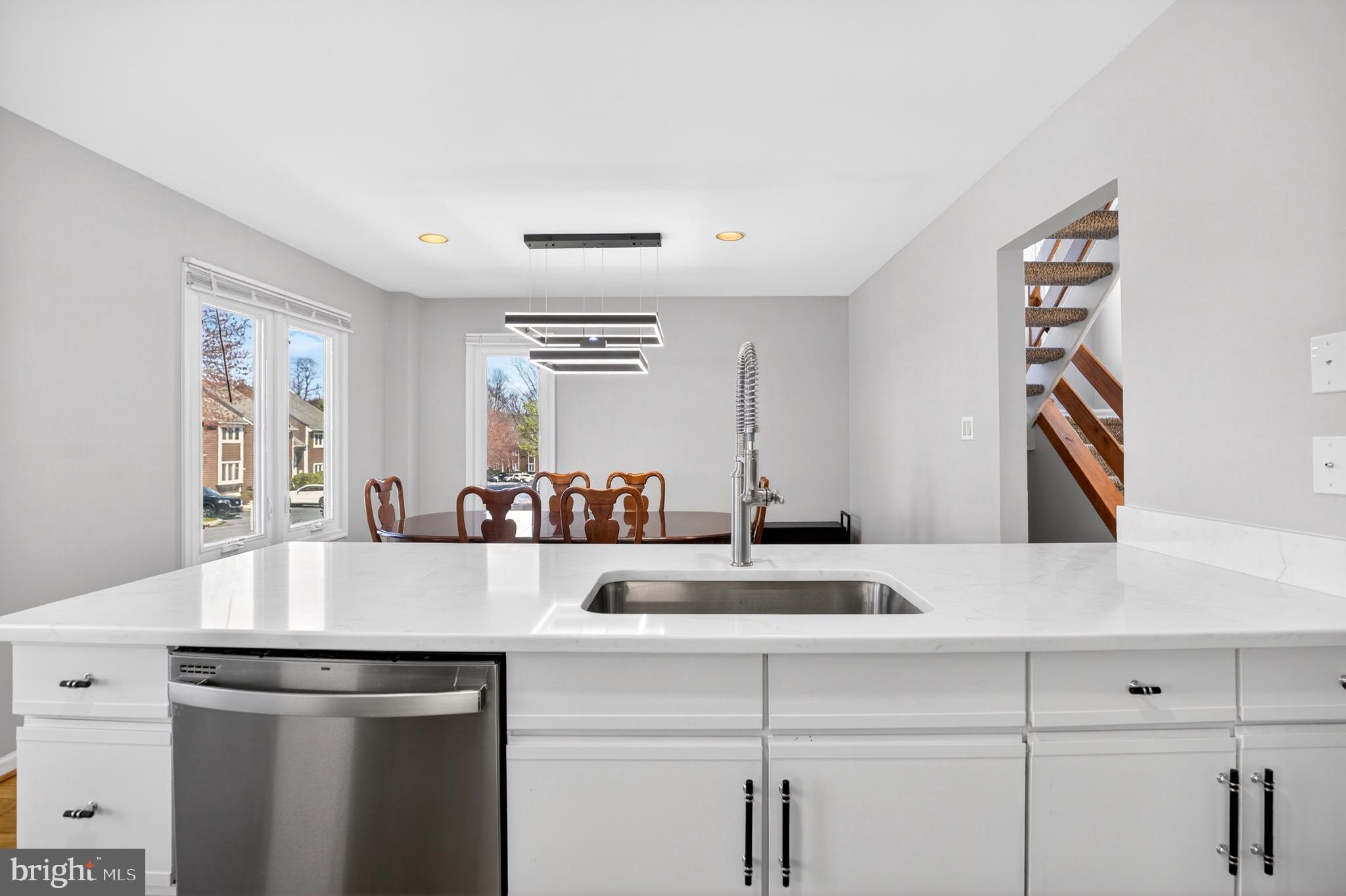 FOX RUN - Residential