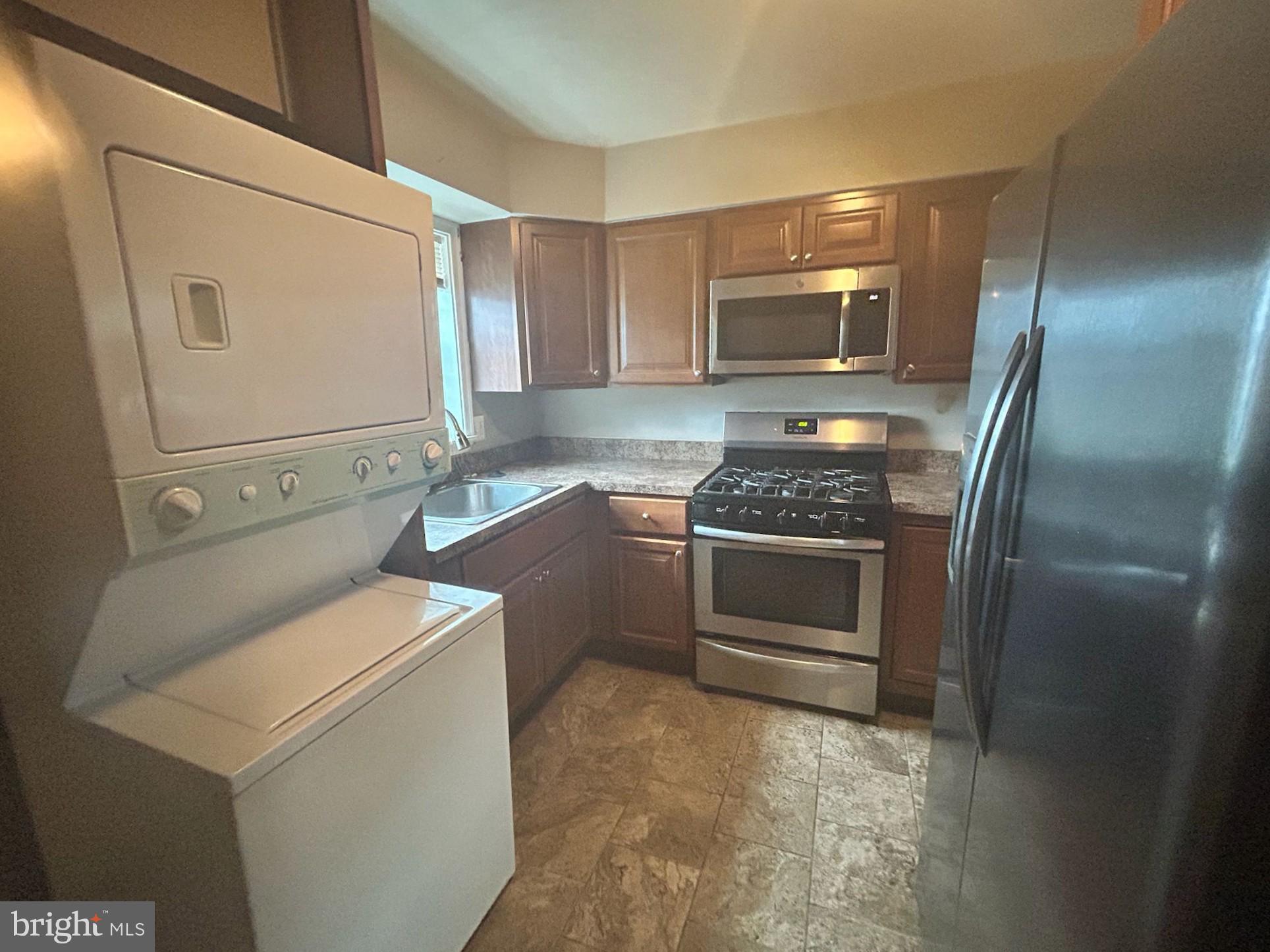 GREENMOUNT WEST - Residential