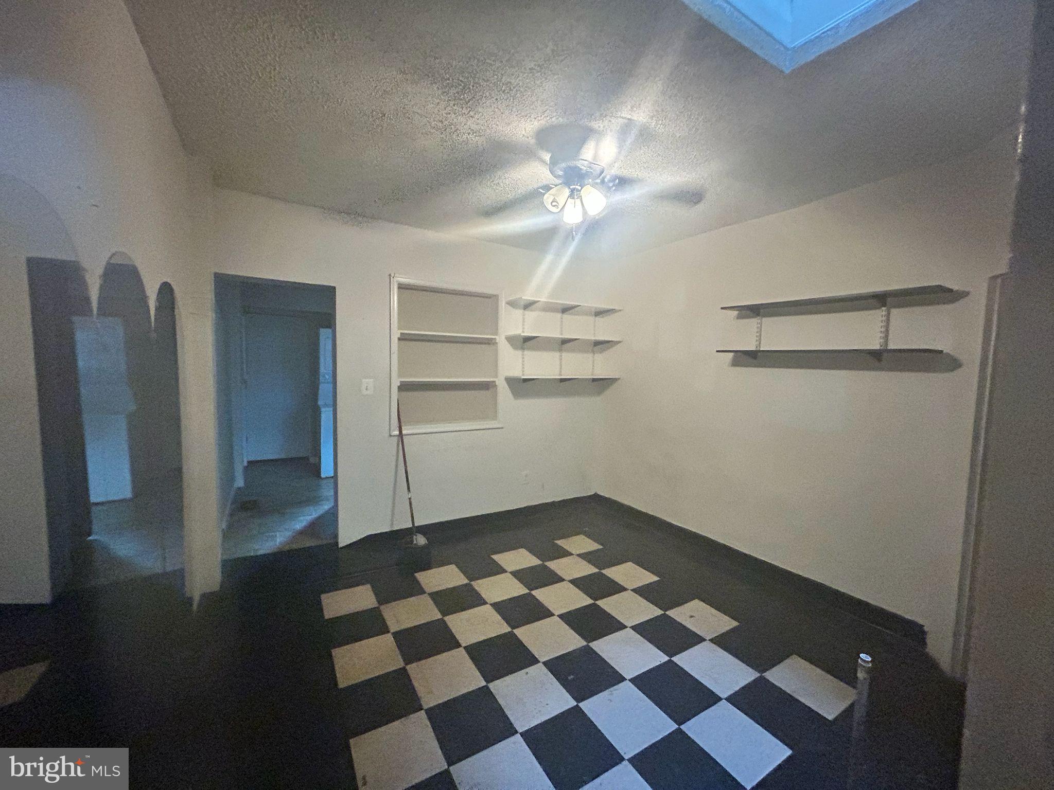 GREENMOUNT WEST - Residential