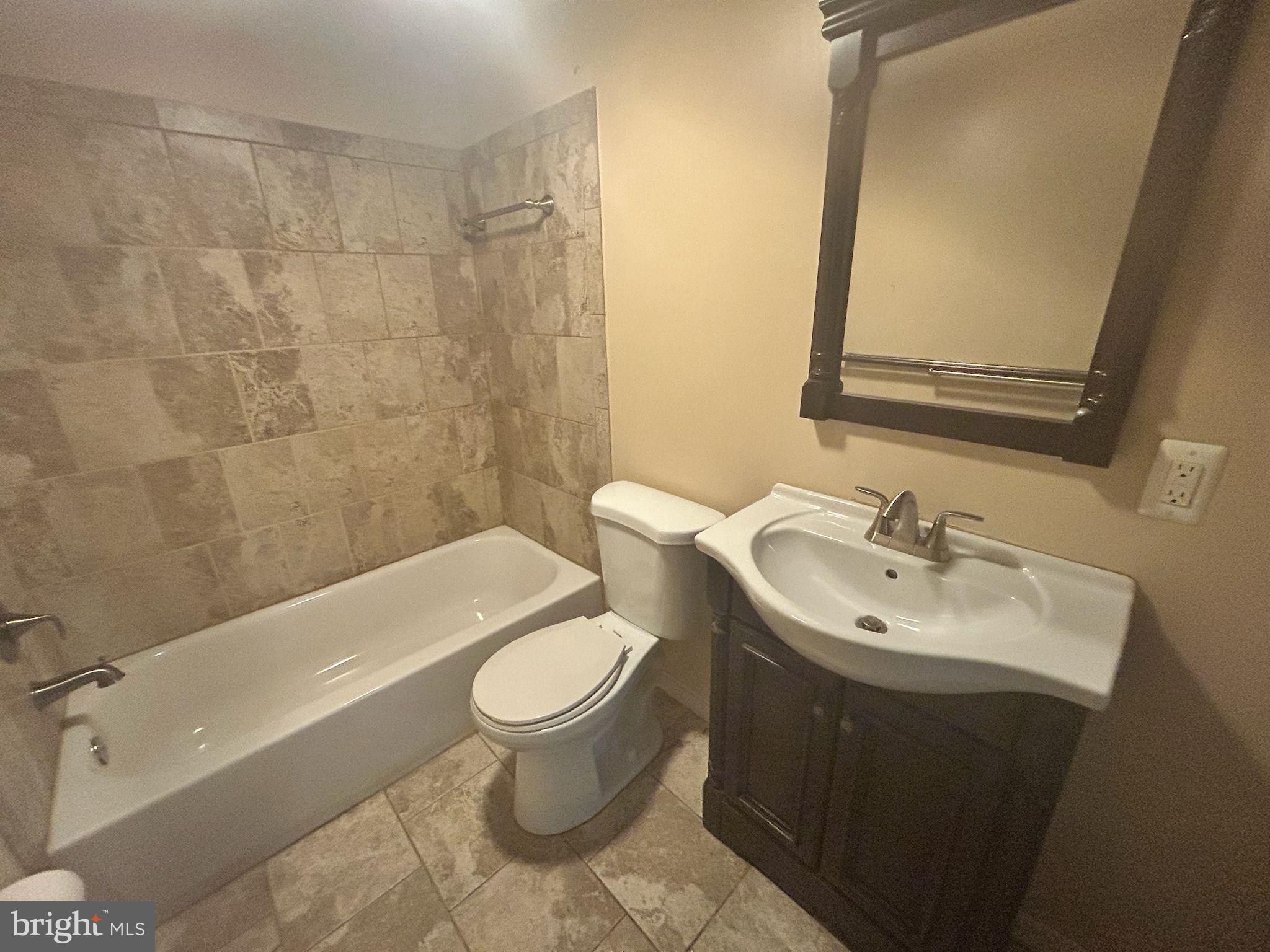 GREENMOUNT WEST - Residential