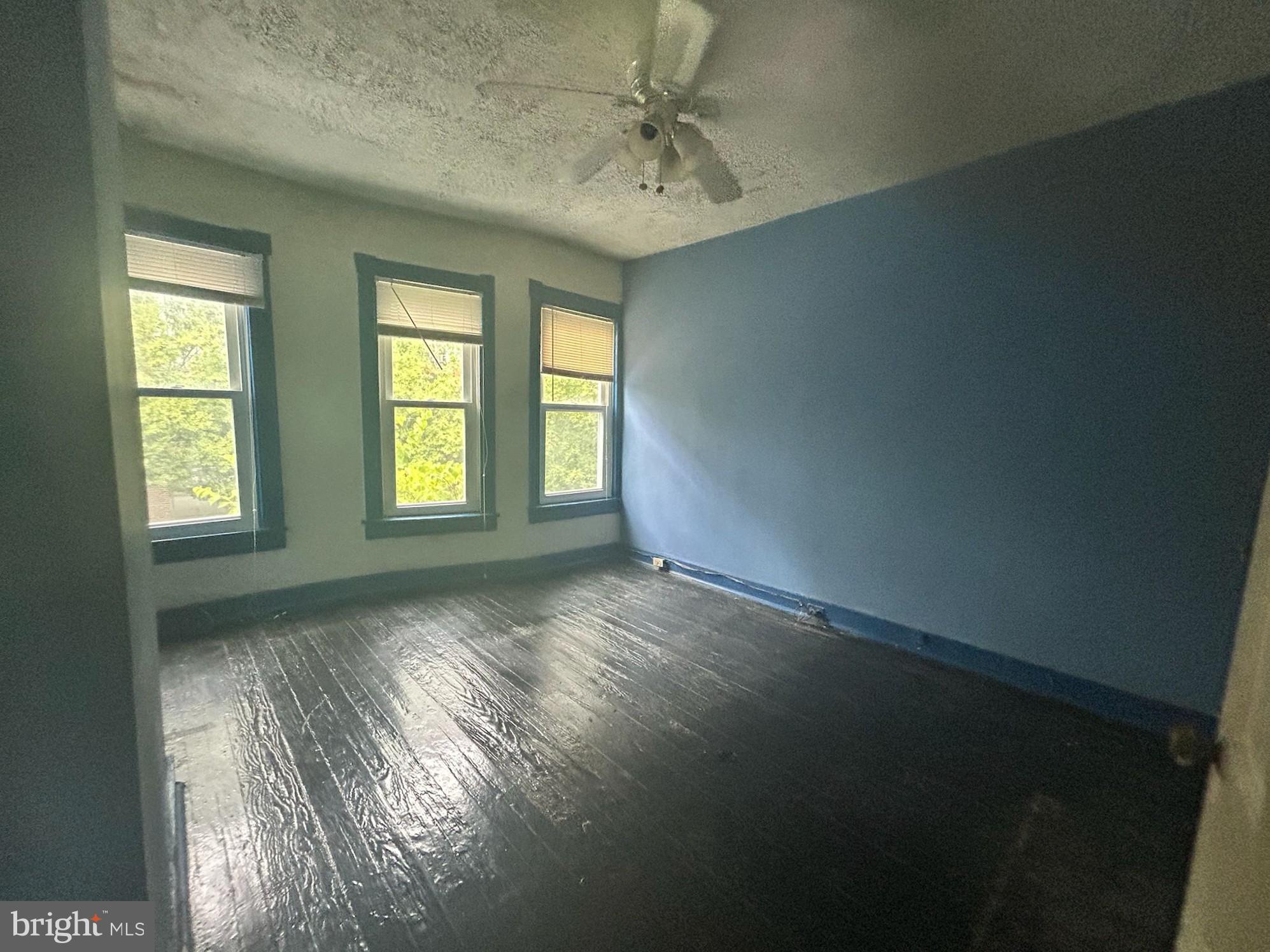 GREENMOUNT WEST - Residential