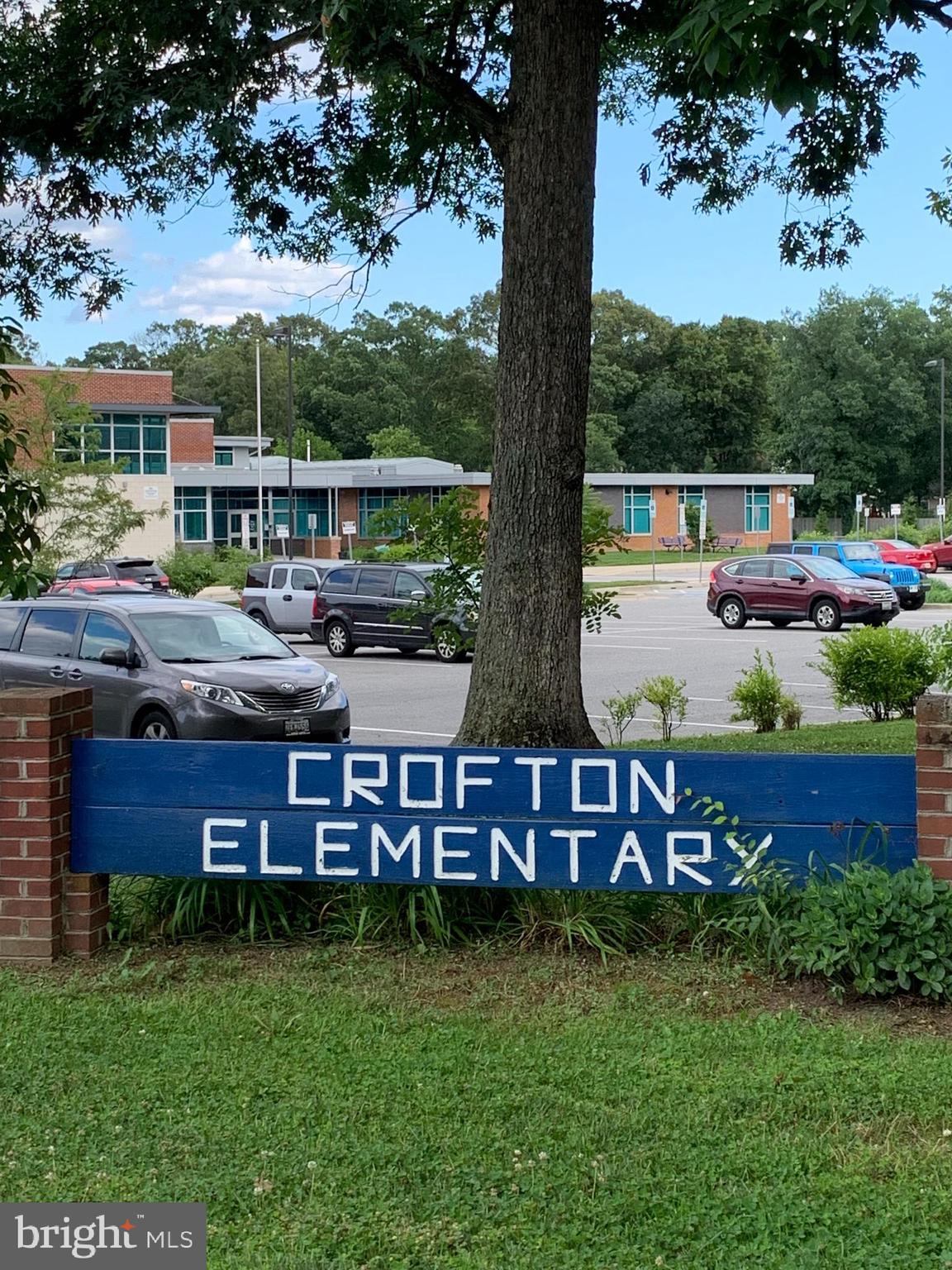 CROFTON CHASE - Residential