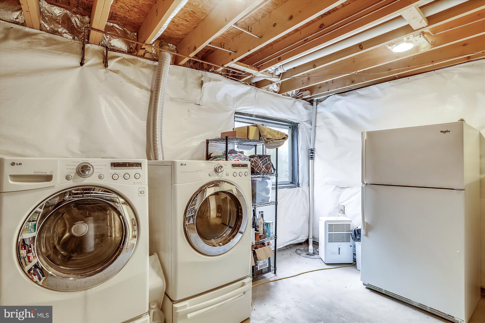 CROFTON CHASE - Residential