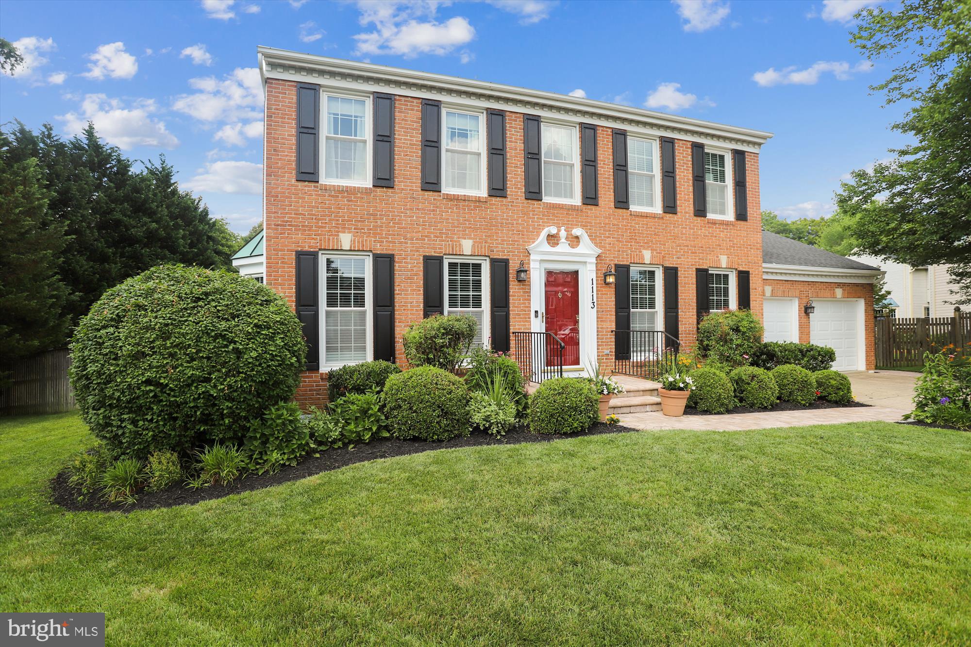 CROFTON CHASE - Residential