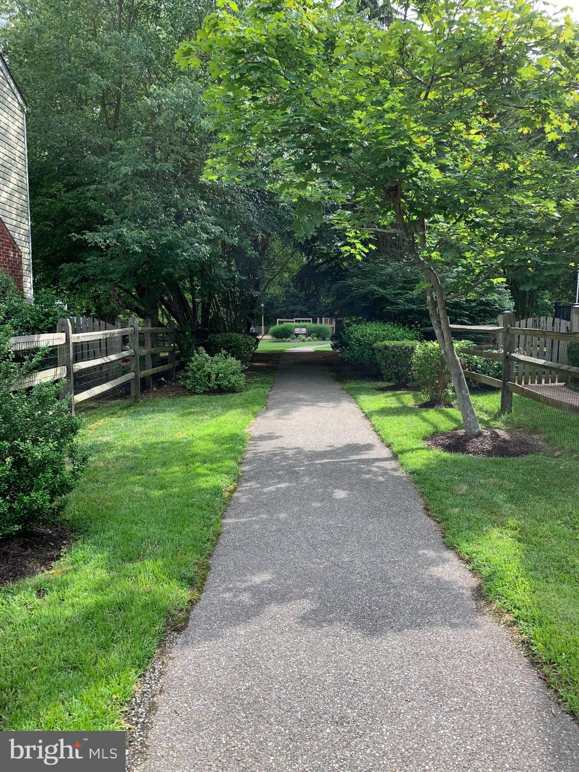 CROFTON CHASE - Residential