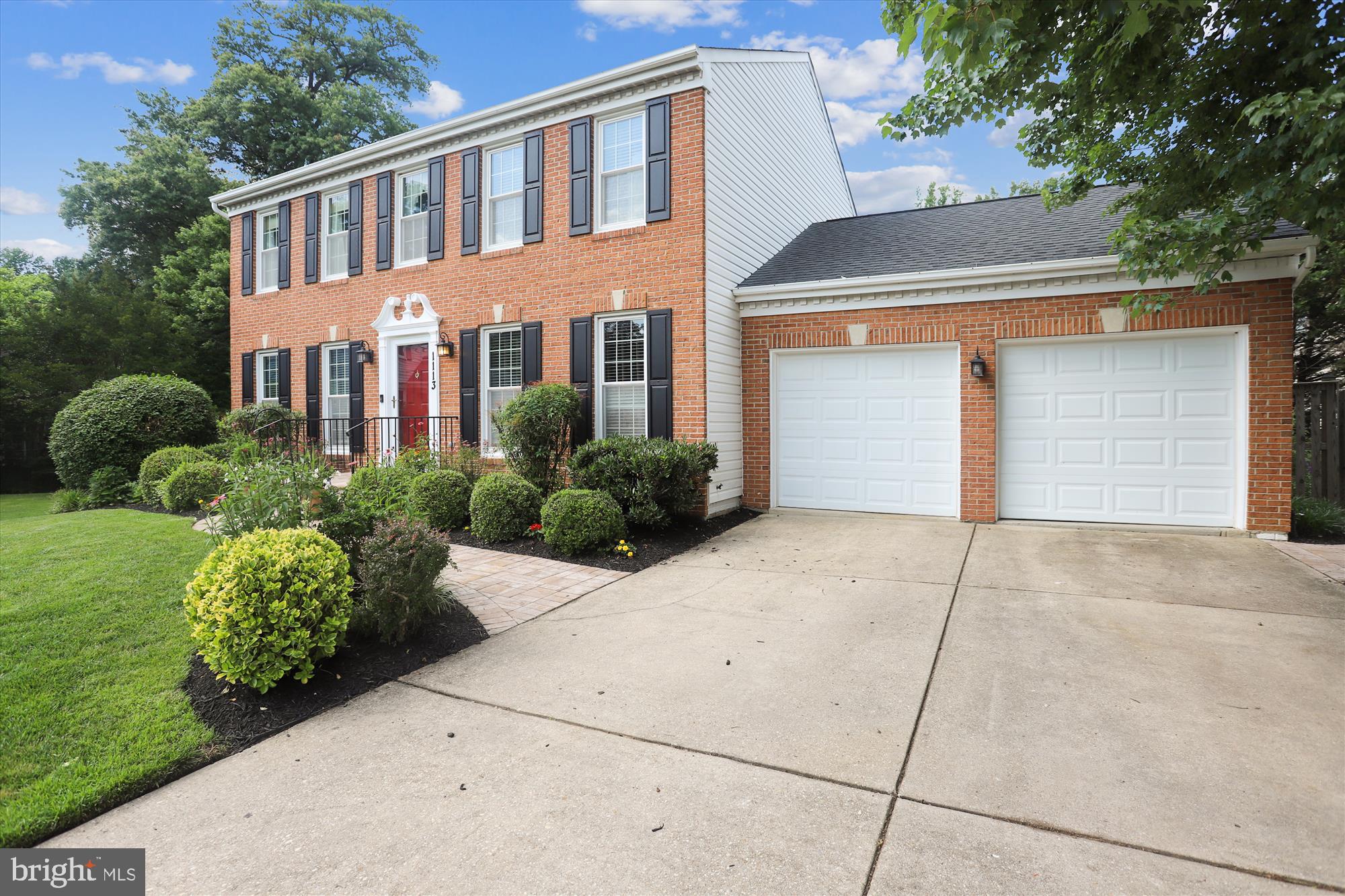 CROFTON CHASE - Residential