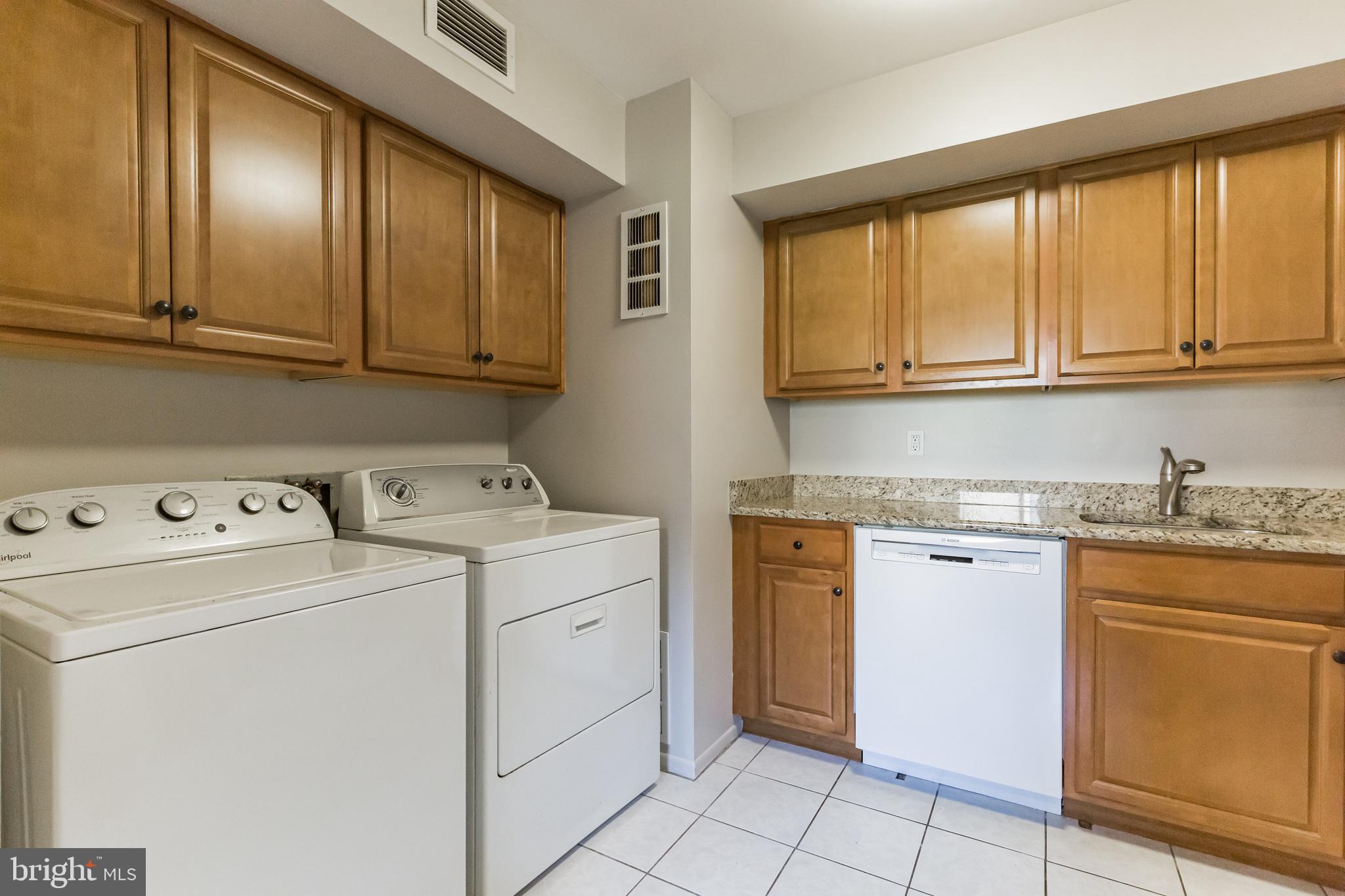 PAINTERS CROSSING - Residential