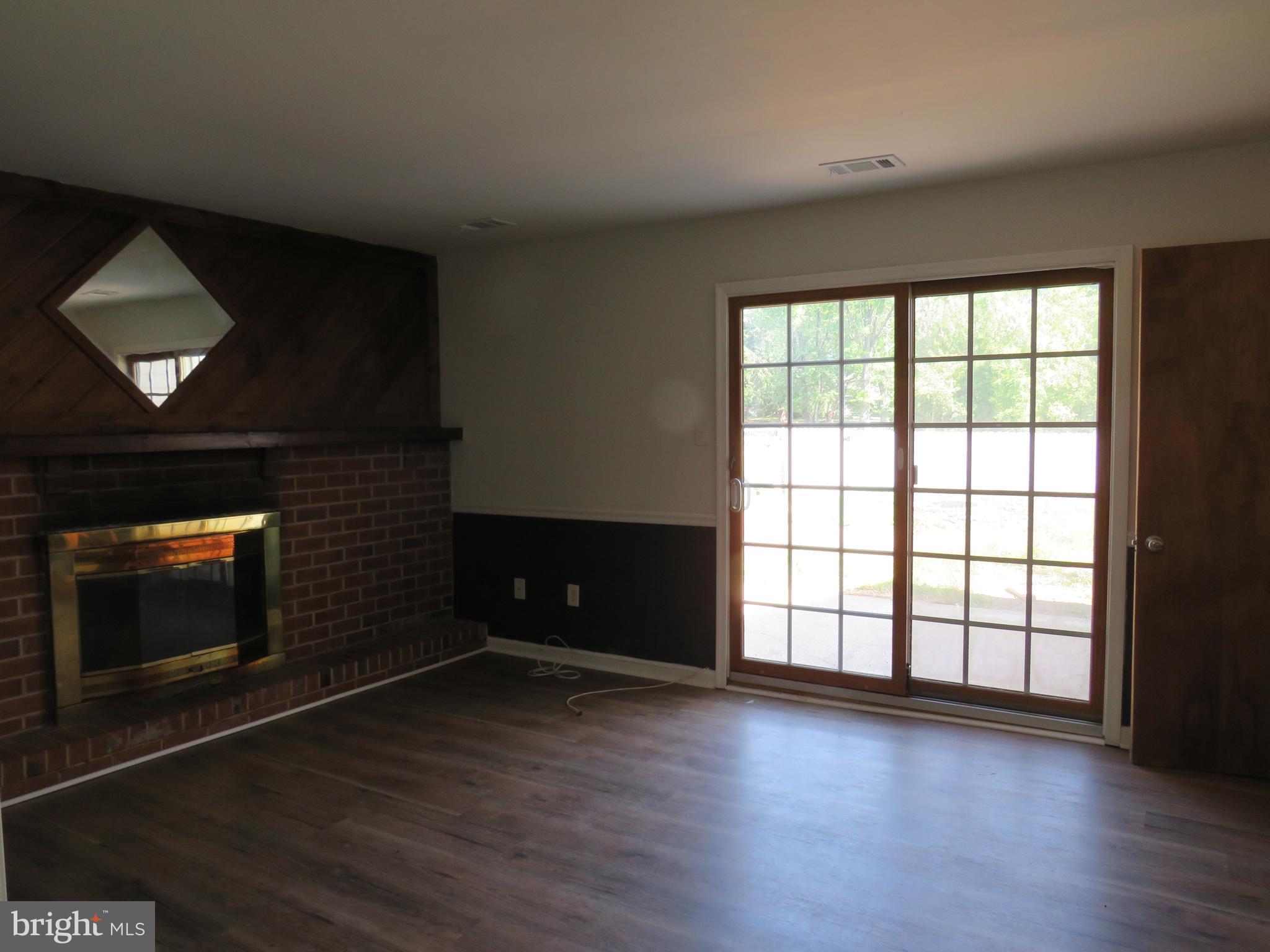 CEDAR GROVE ESTS - Residential