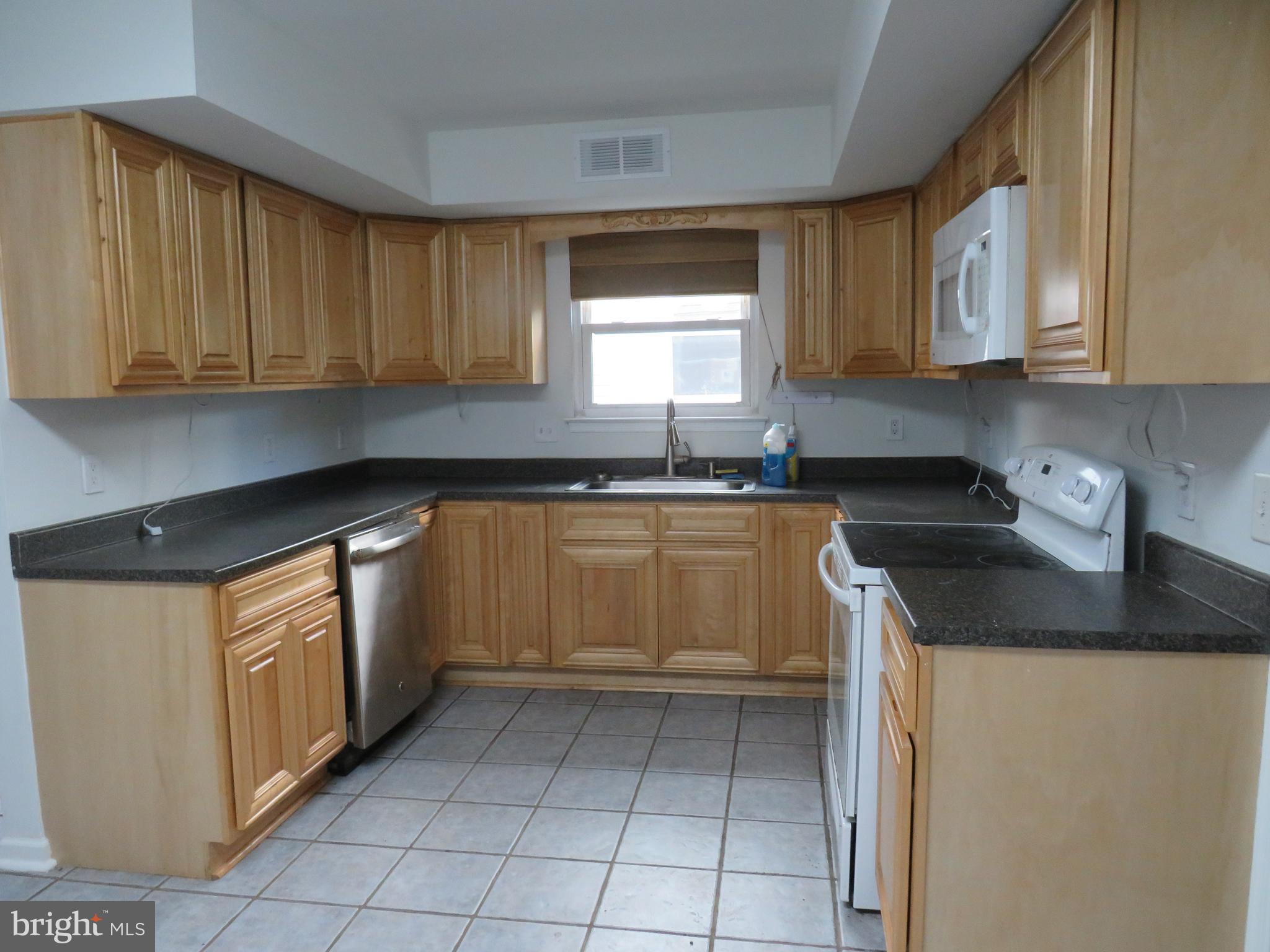 CEDAR GROVE ESTS - Residential