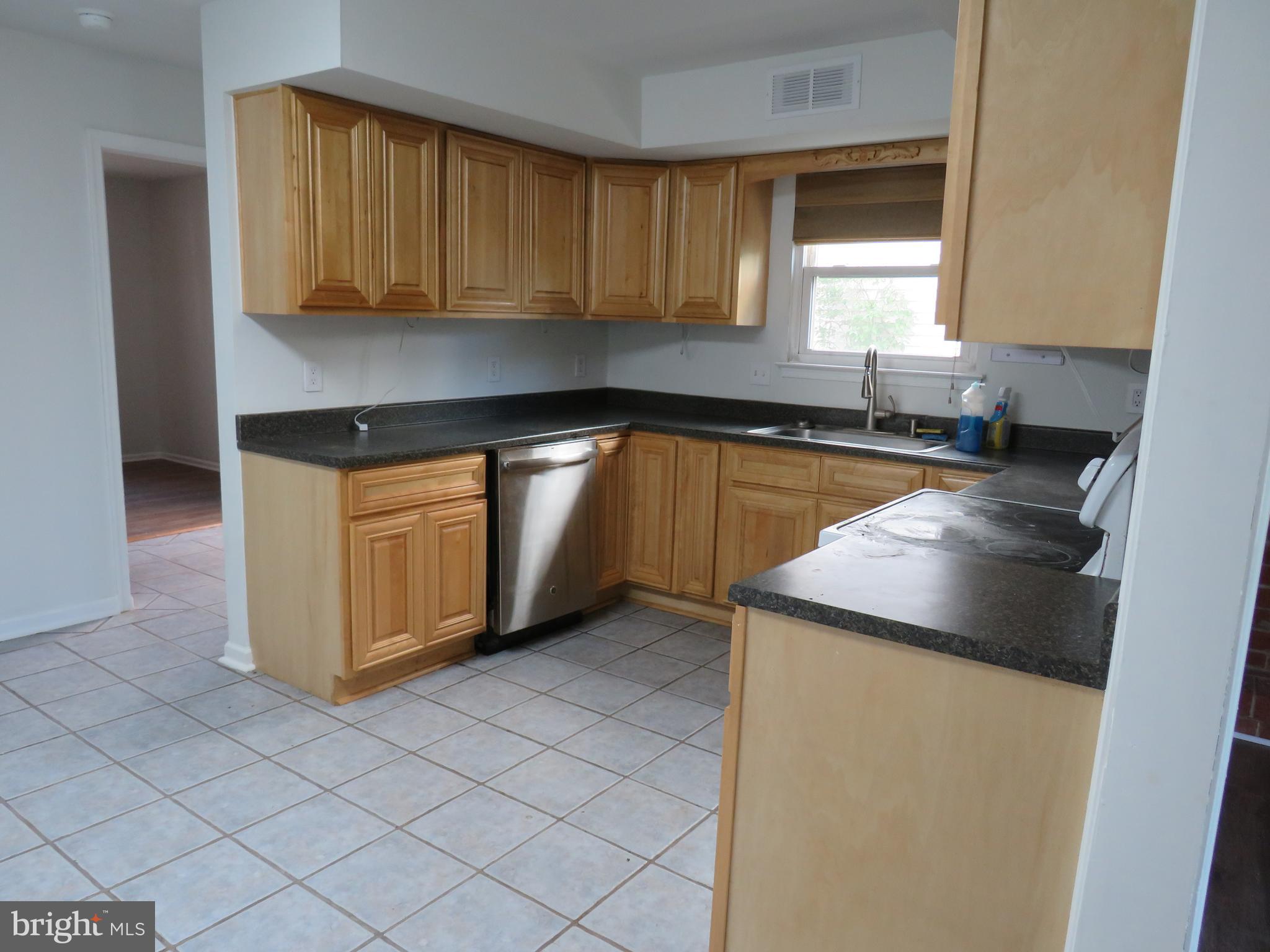 CEDAR GROVE ESTS - Residential