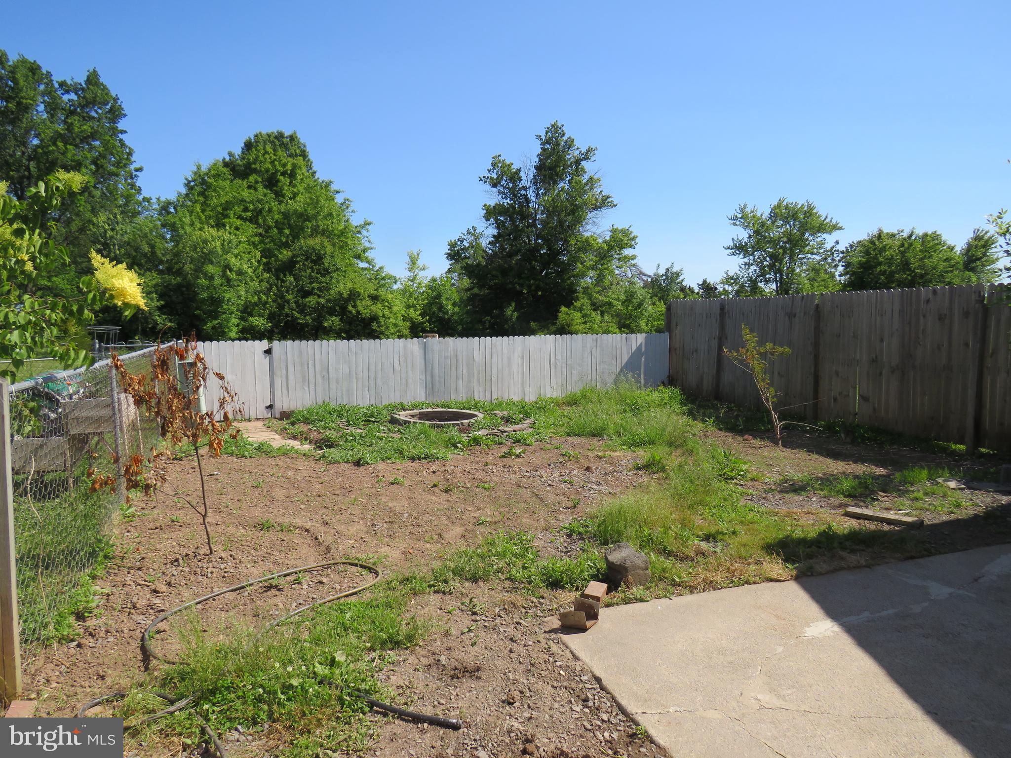 CEDAR GROVE ESTS - Residential