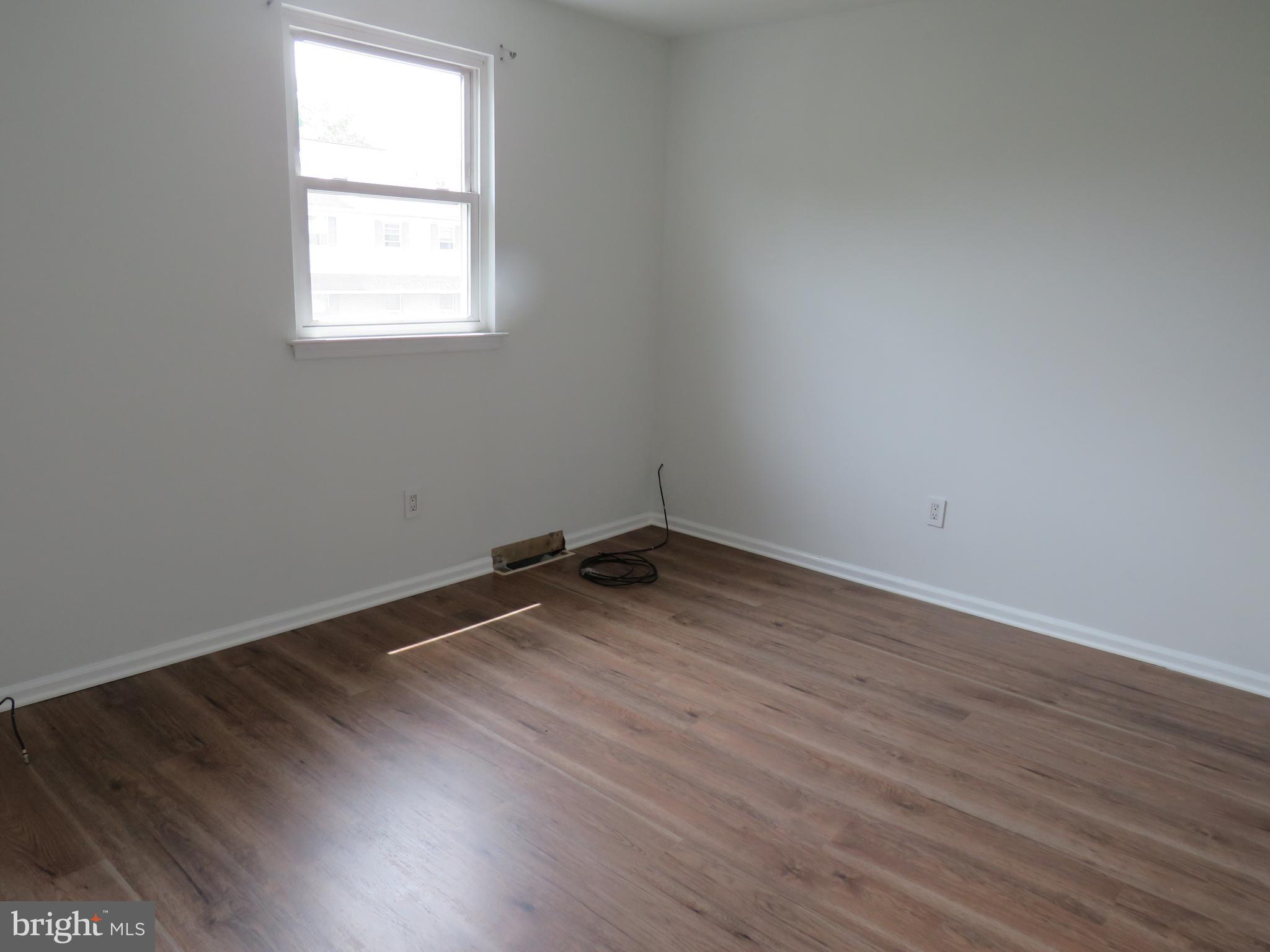 CEDAR GROVE ESTS - Residential