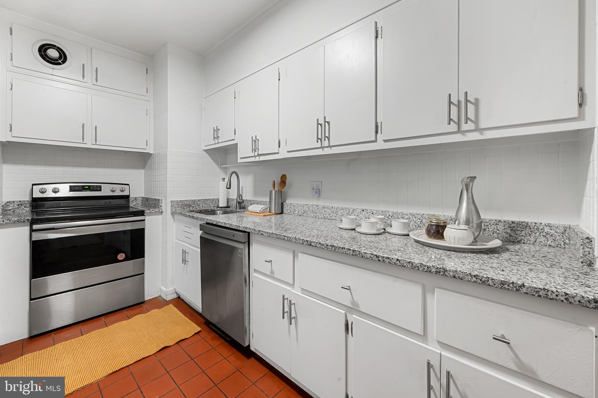 THE CARROLLTON - Residential