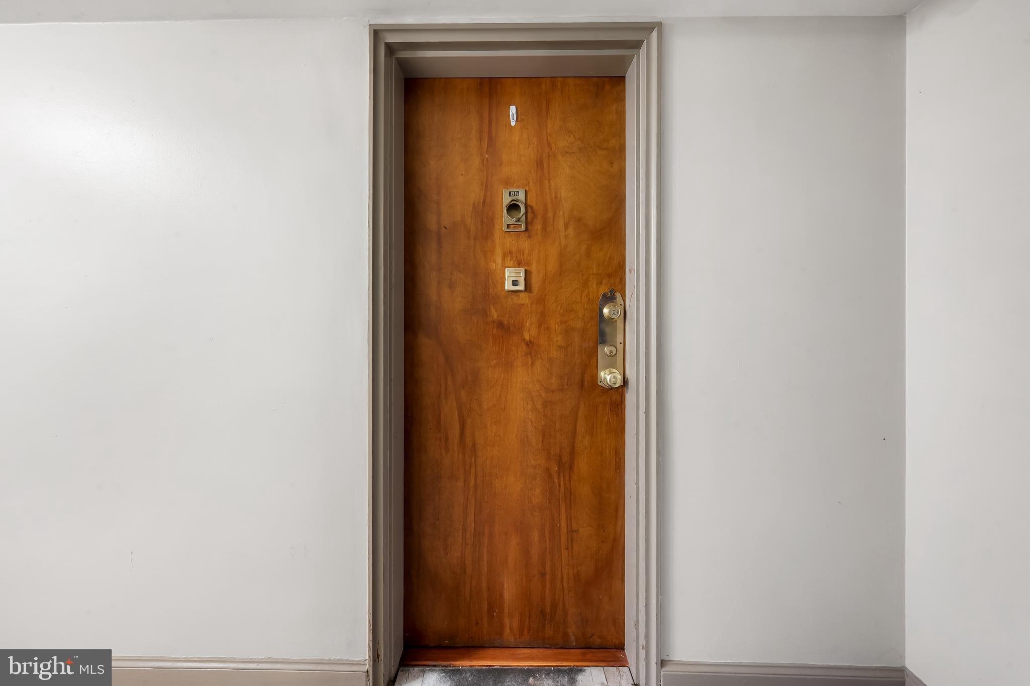 3601 GREENWAY 1